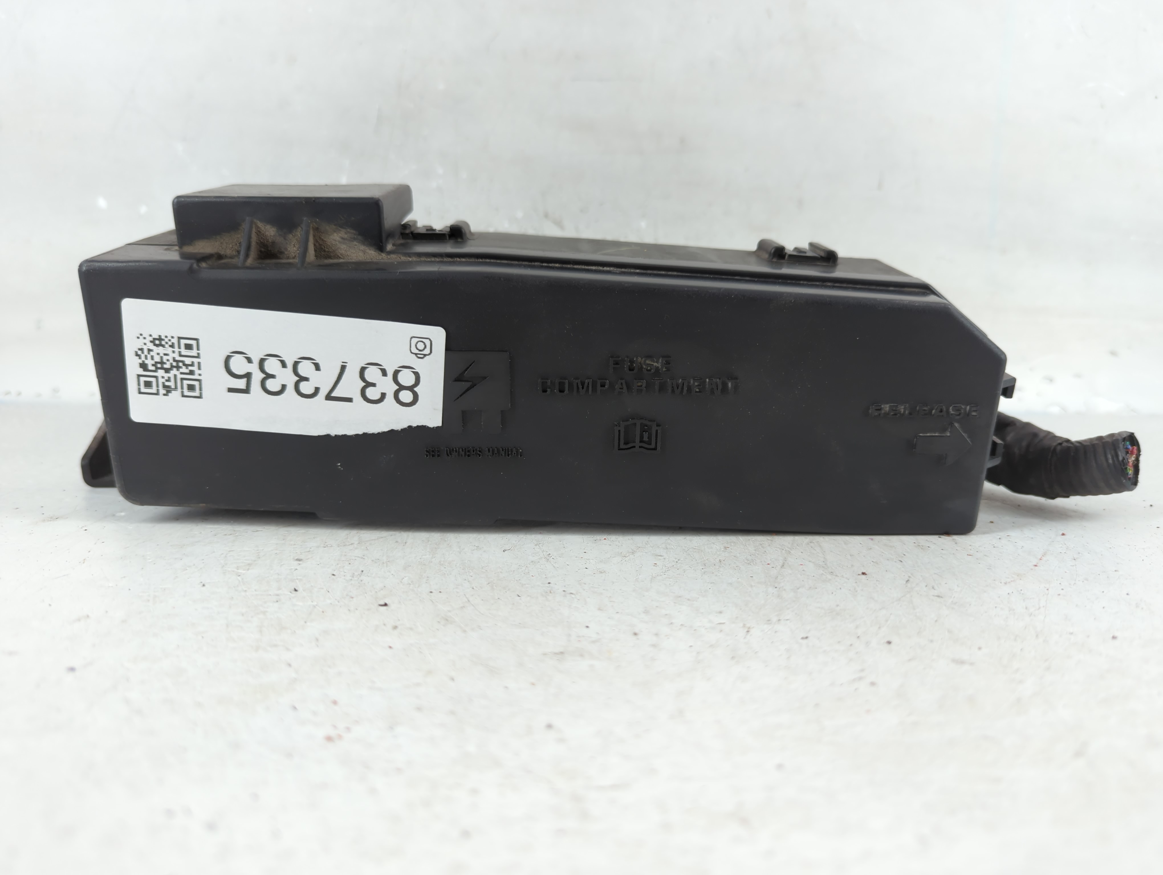 2001-2004 Ford Escape Fusebox Fuse Box Relay Module 837335 - Oemusedautoparts1.com
