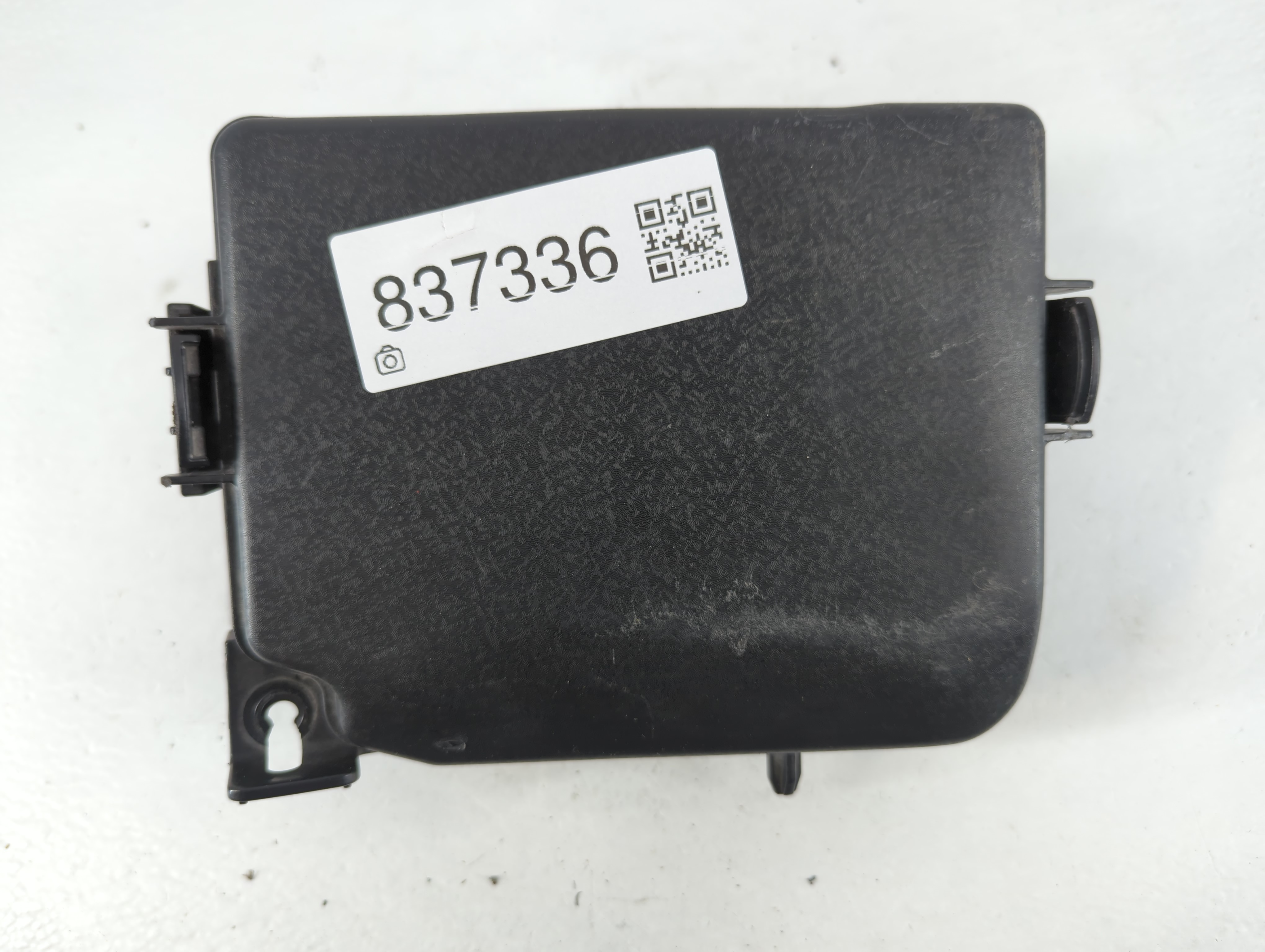 Picture of Kia Forte Fusebox Fuse Box Relay Module 91208 A7332 837336