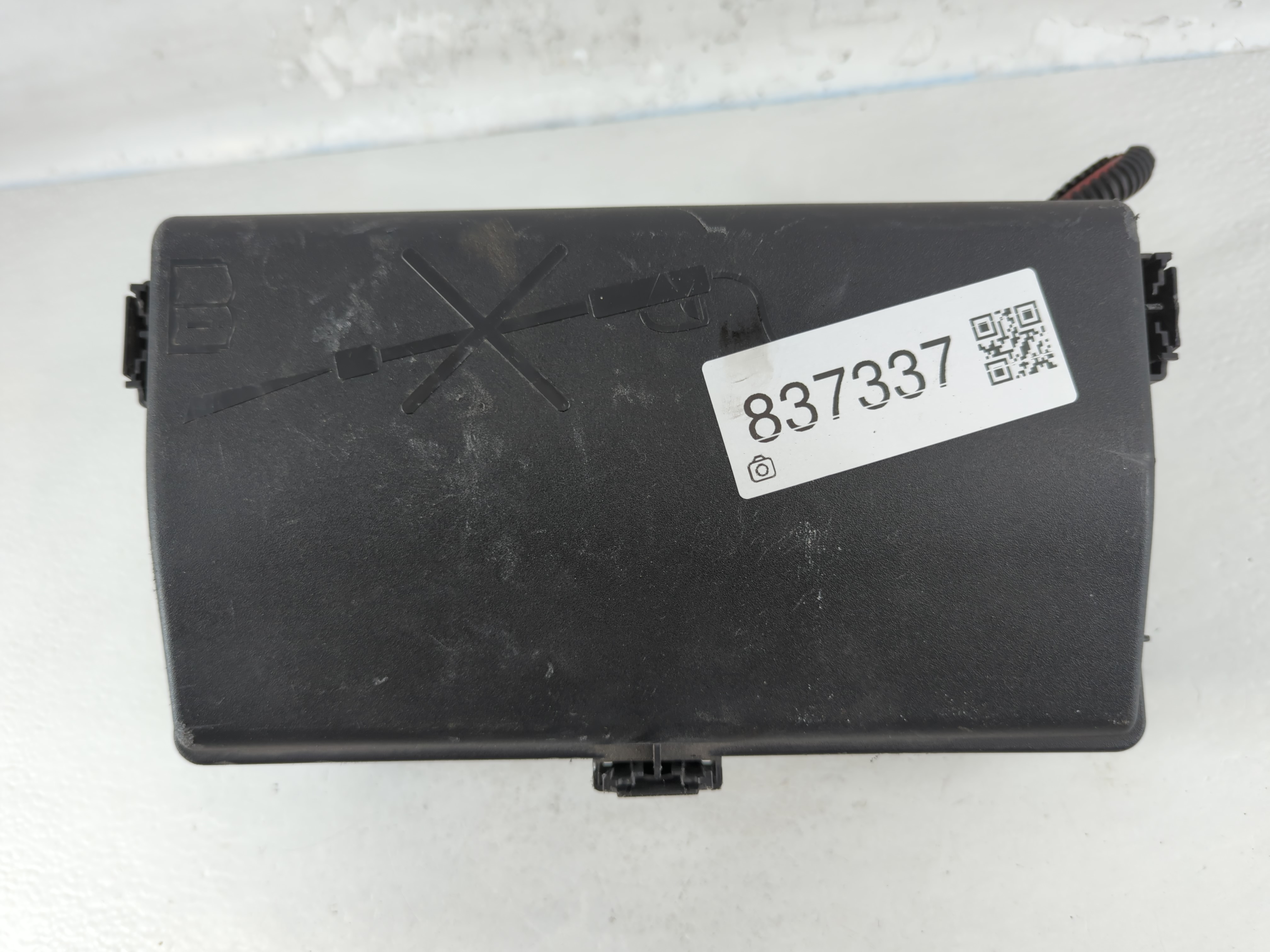 2014-2016 Cadillac Srx Fusebox Fuse Box Relay Module 22880545_01 837337 - Oemusedautoparts1.com