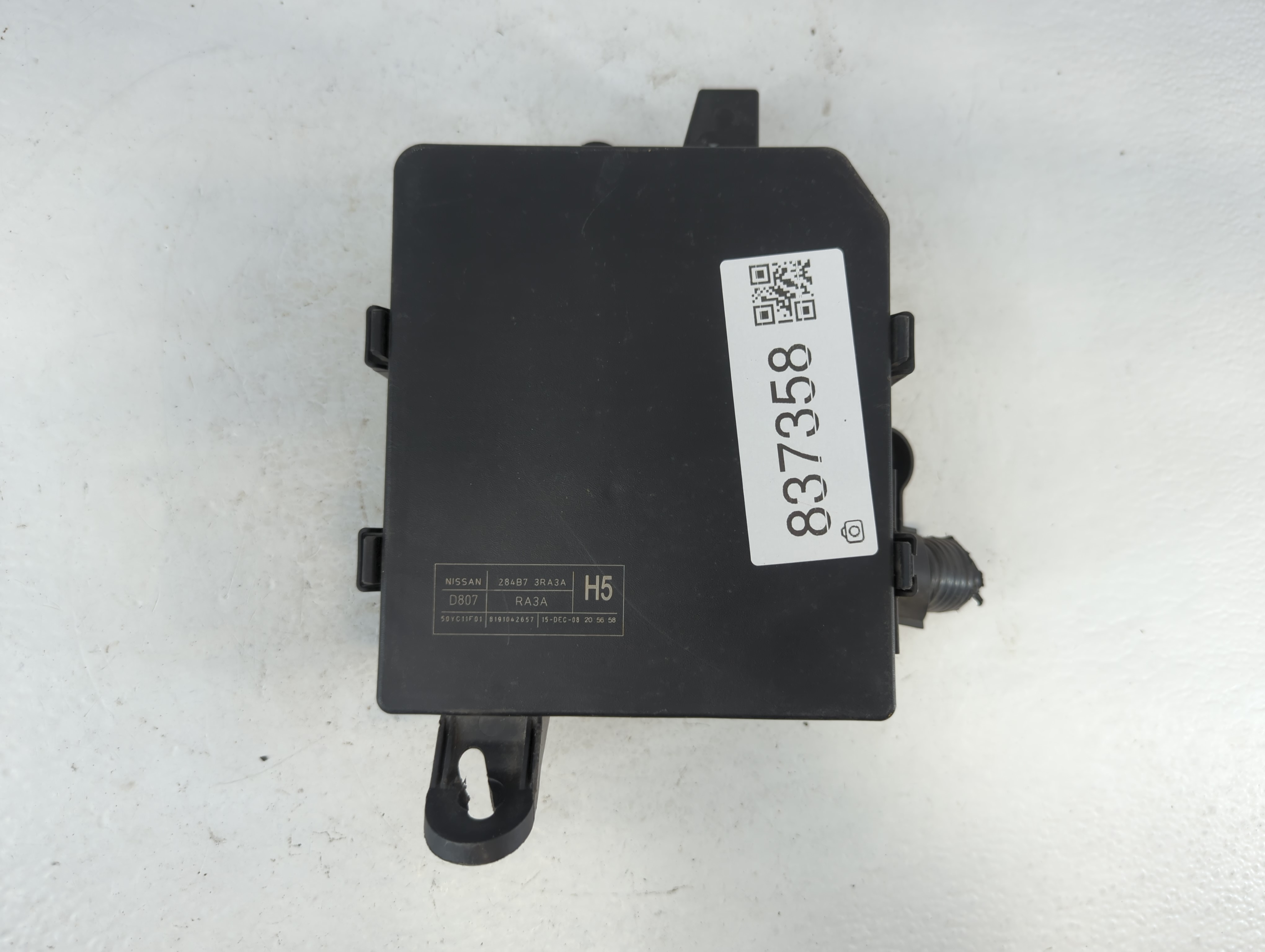 Picture of 2013-2019 Nissan Sentra Fusebox Fuse Box Relay Module 284b7 3ra3a 837358
