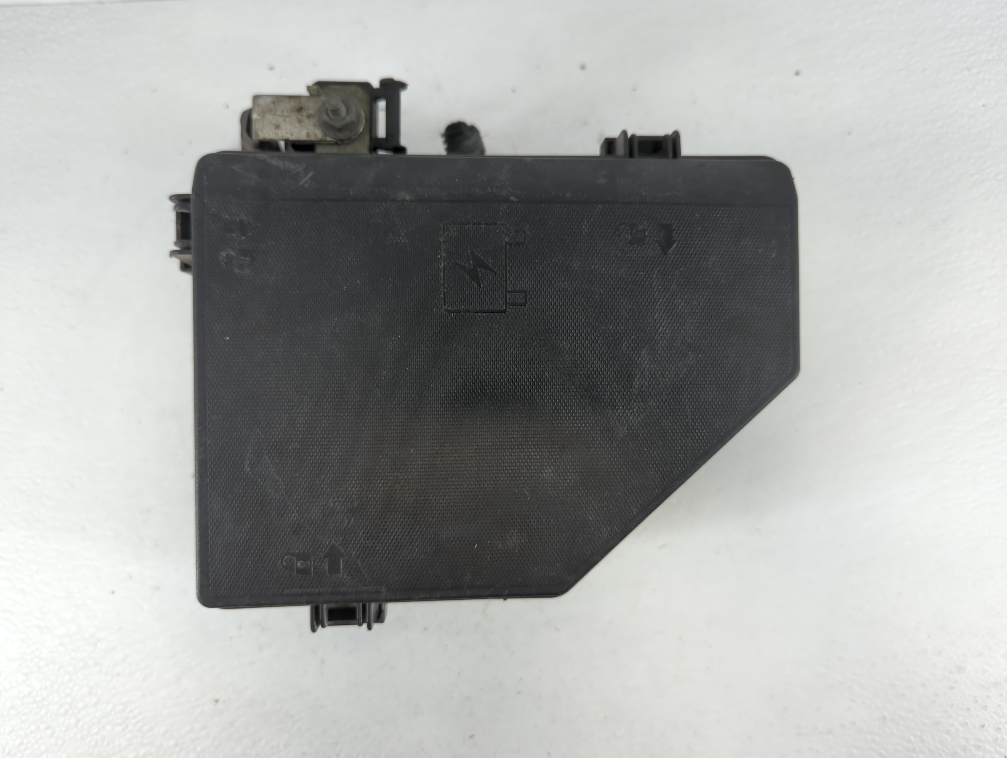 2015-2017 Buick Enclave Fusebox Fuse Box Relay Module 23436809 837386 - Oemusedautoparts1.com