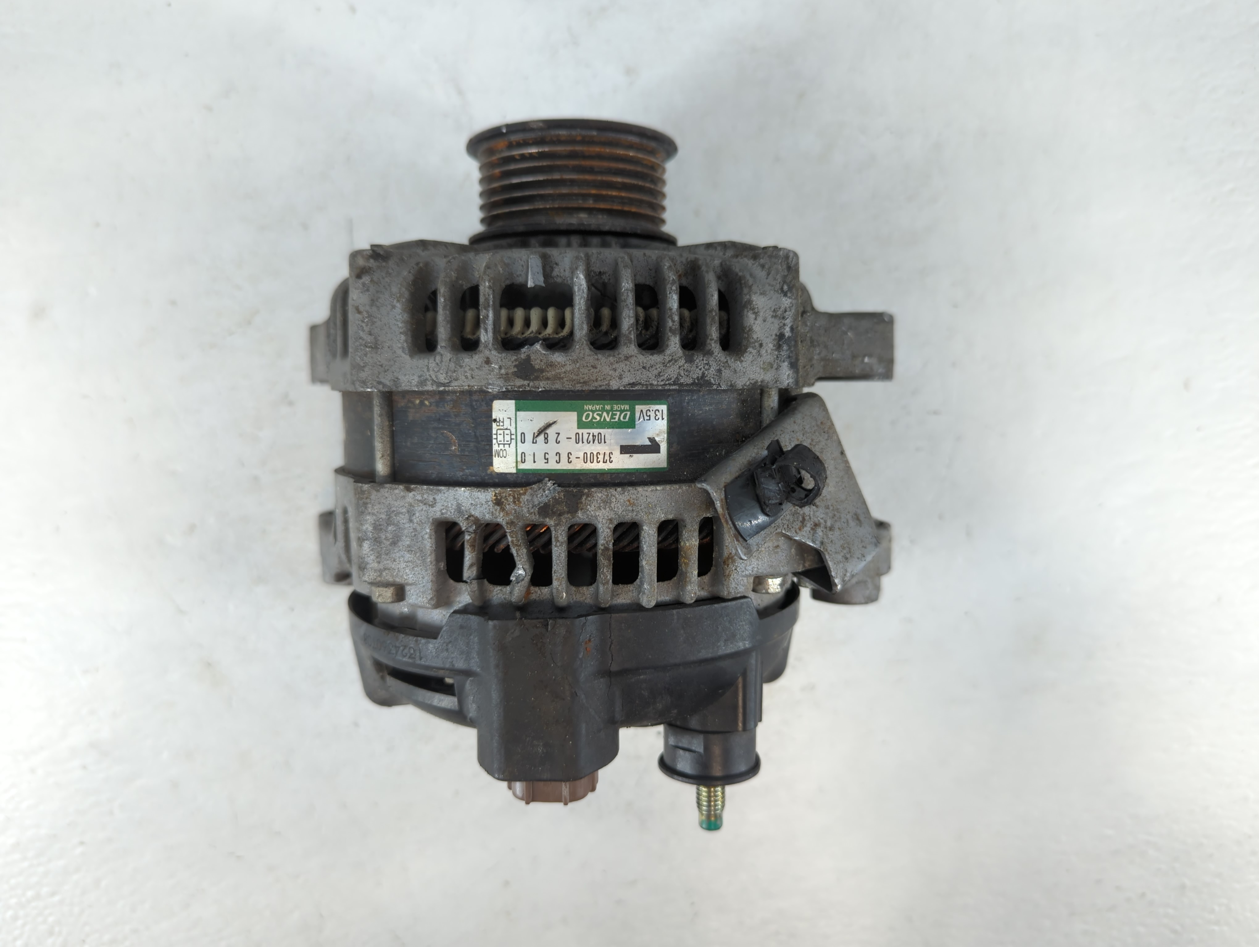 Picture of 2011-2018 Kia Sedona Alternator Generator Charging Assembly Engine Oem 837455