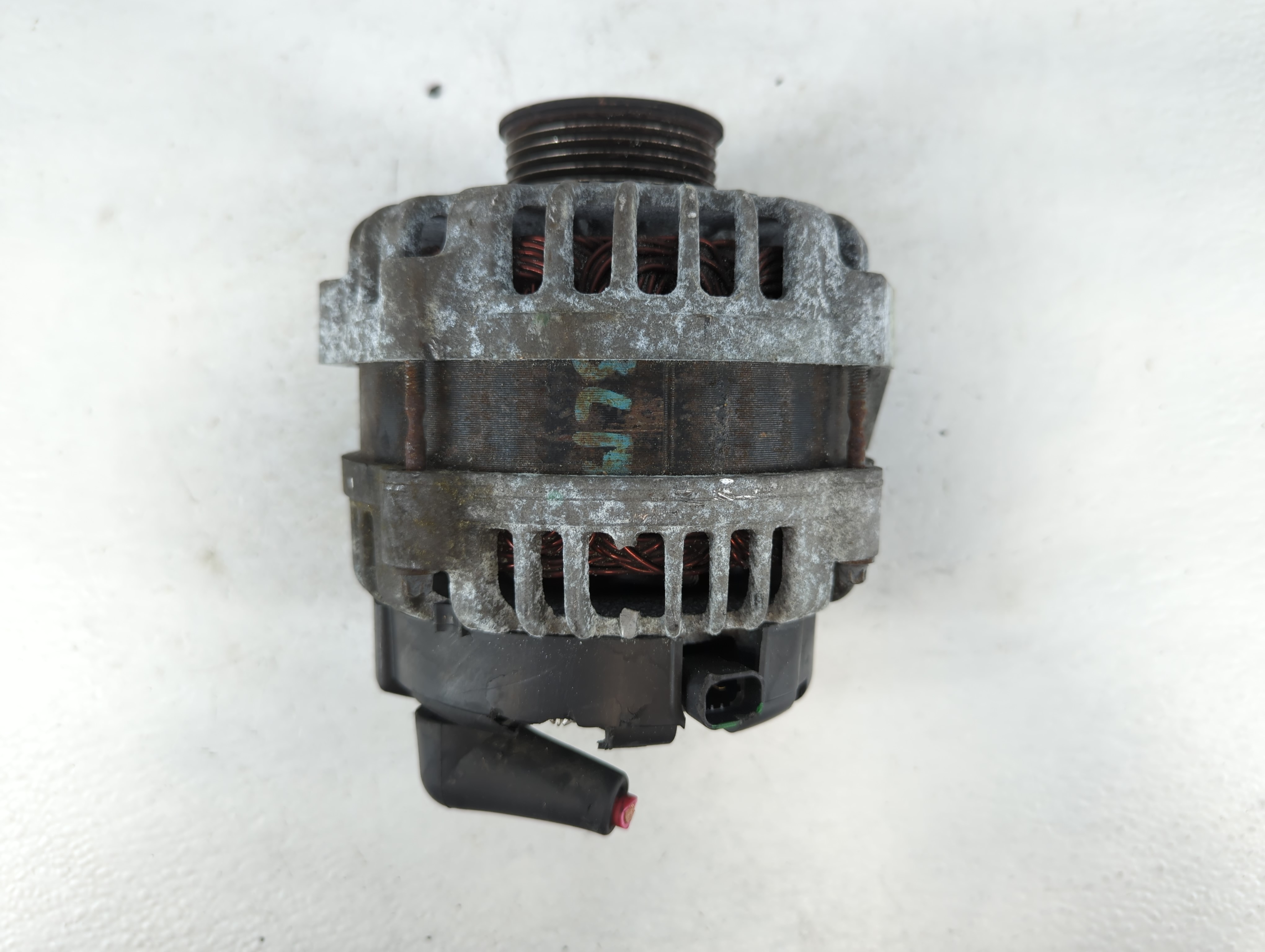 Picture of 2007 Gmc Yukon Xl 1500 Alternator Generator Charging Assembly Engine Oem 837482