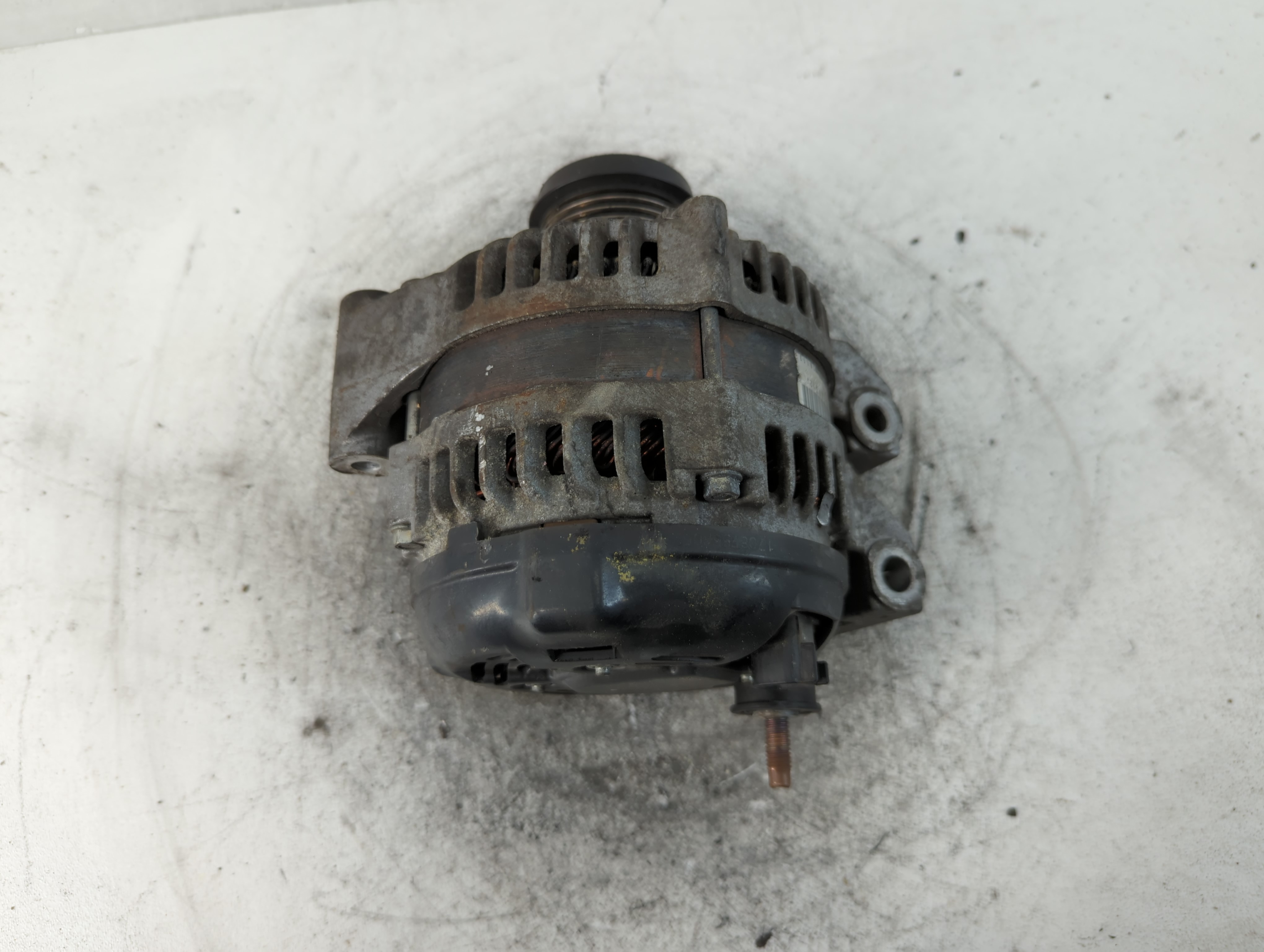 Picture of Dodge Caravan Alternator Generator Charging Assembly Engine Oem 837494