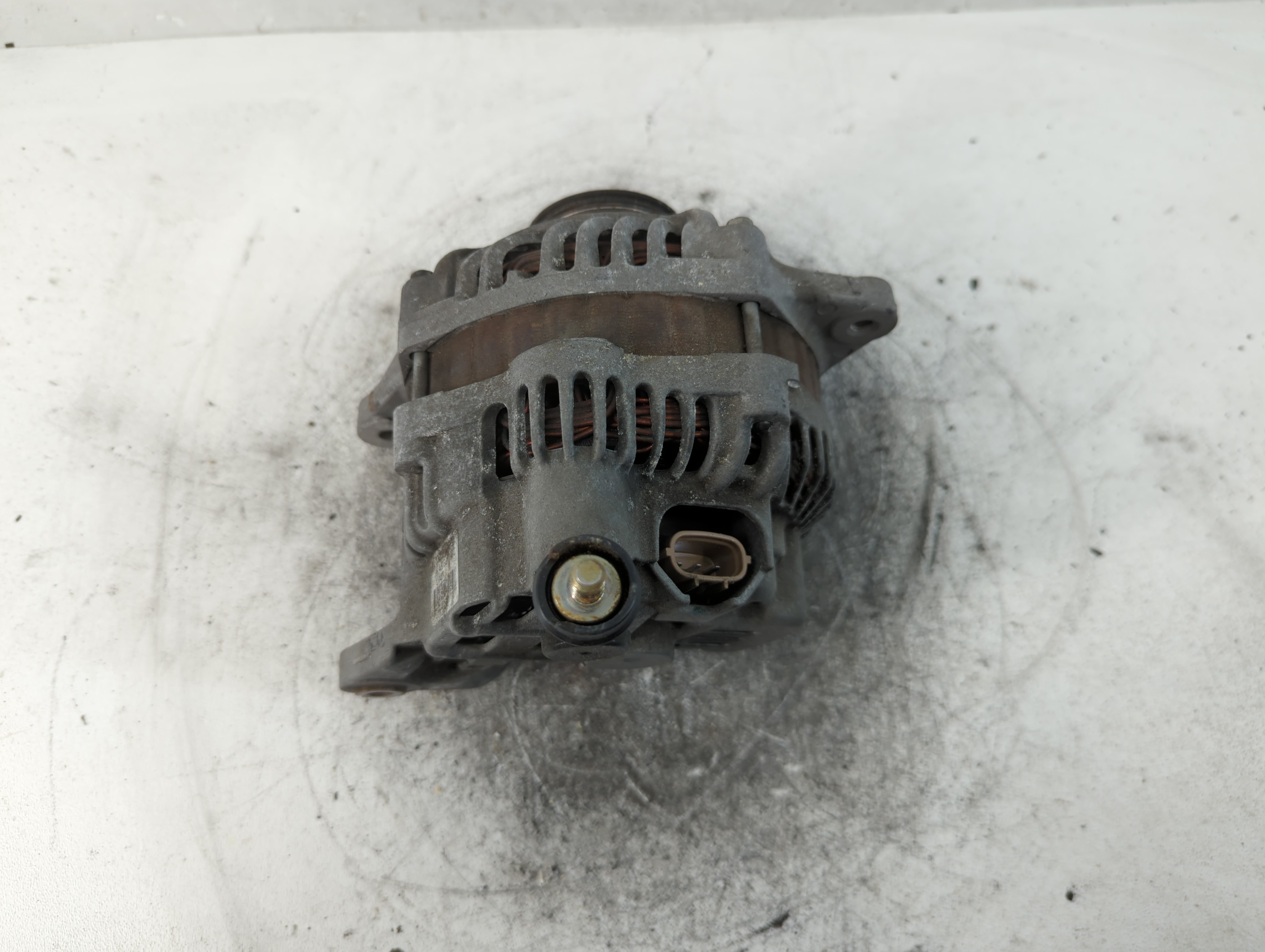 2010-2012 Subaru Legacy Alternator Generator Charging Assembly Engine Oem 837549 - Oemusedautoparts1.com