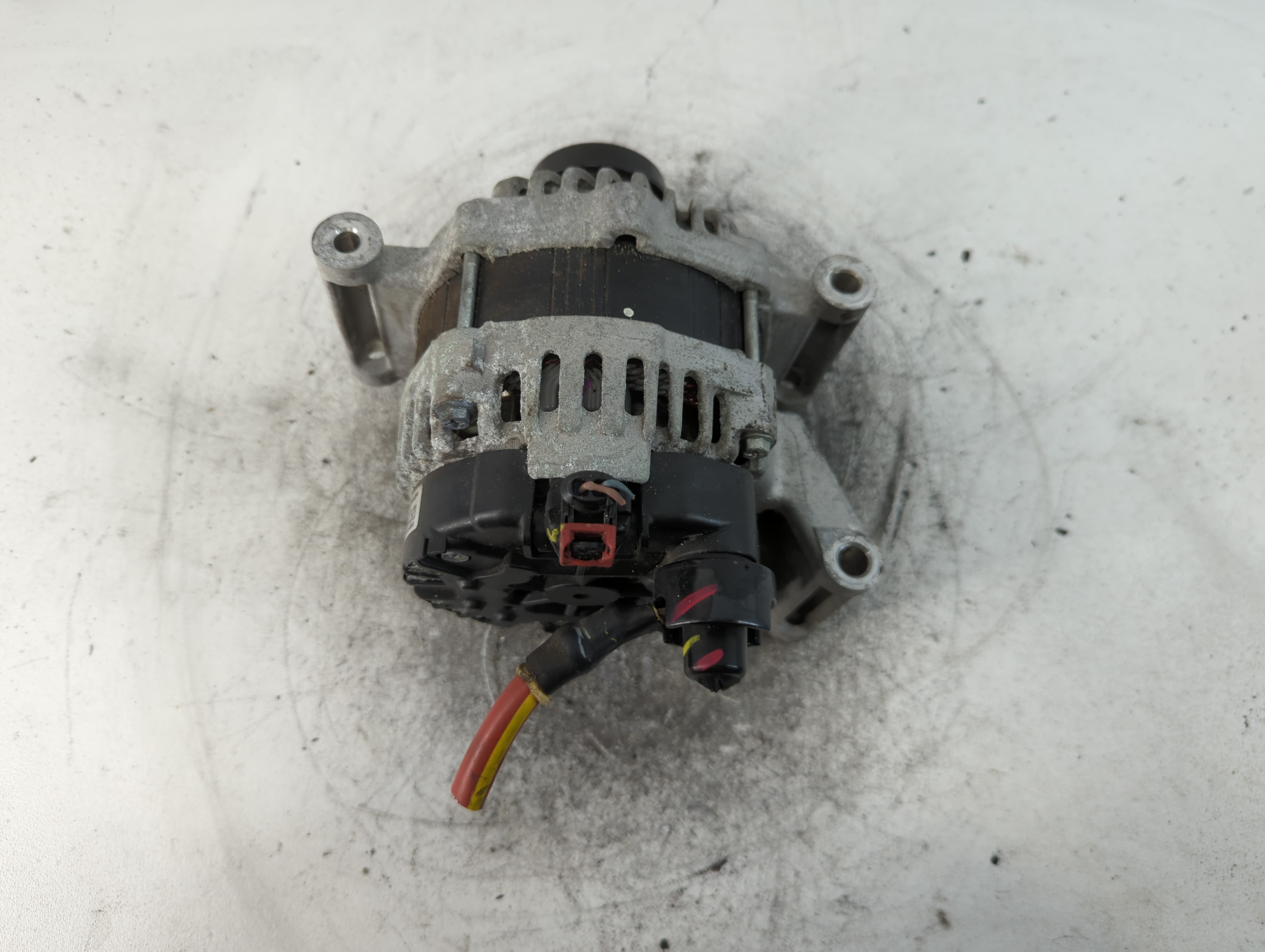 2016 Chevrolet Malibu Alternator Generator Charging Assembly Engine Oem 837567 - Oemusedautoparts1.com