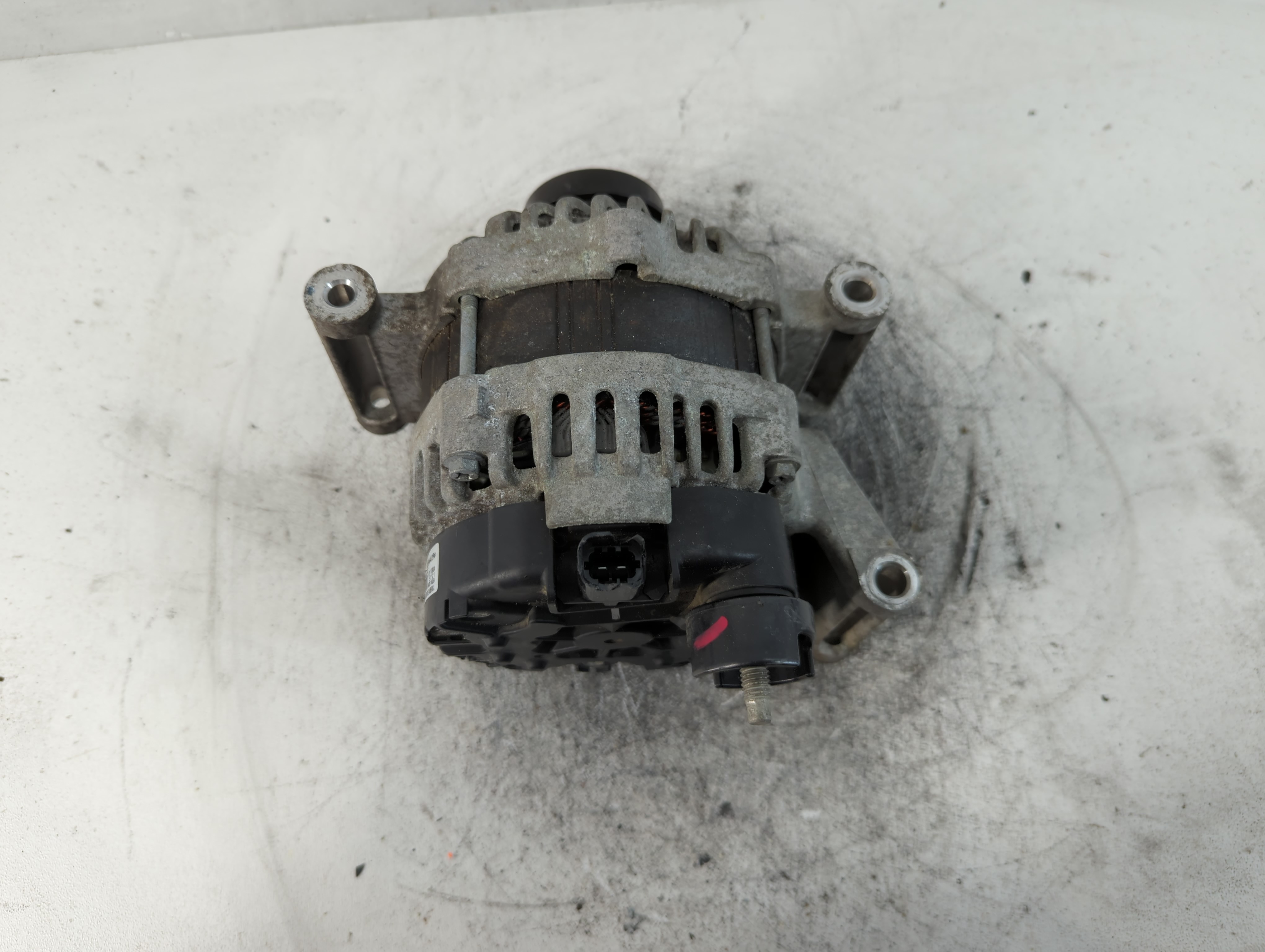 Picture of 2016 Chevrolet Malibu Alternator Generator Charging Assembly Engine Oem 837597