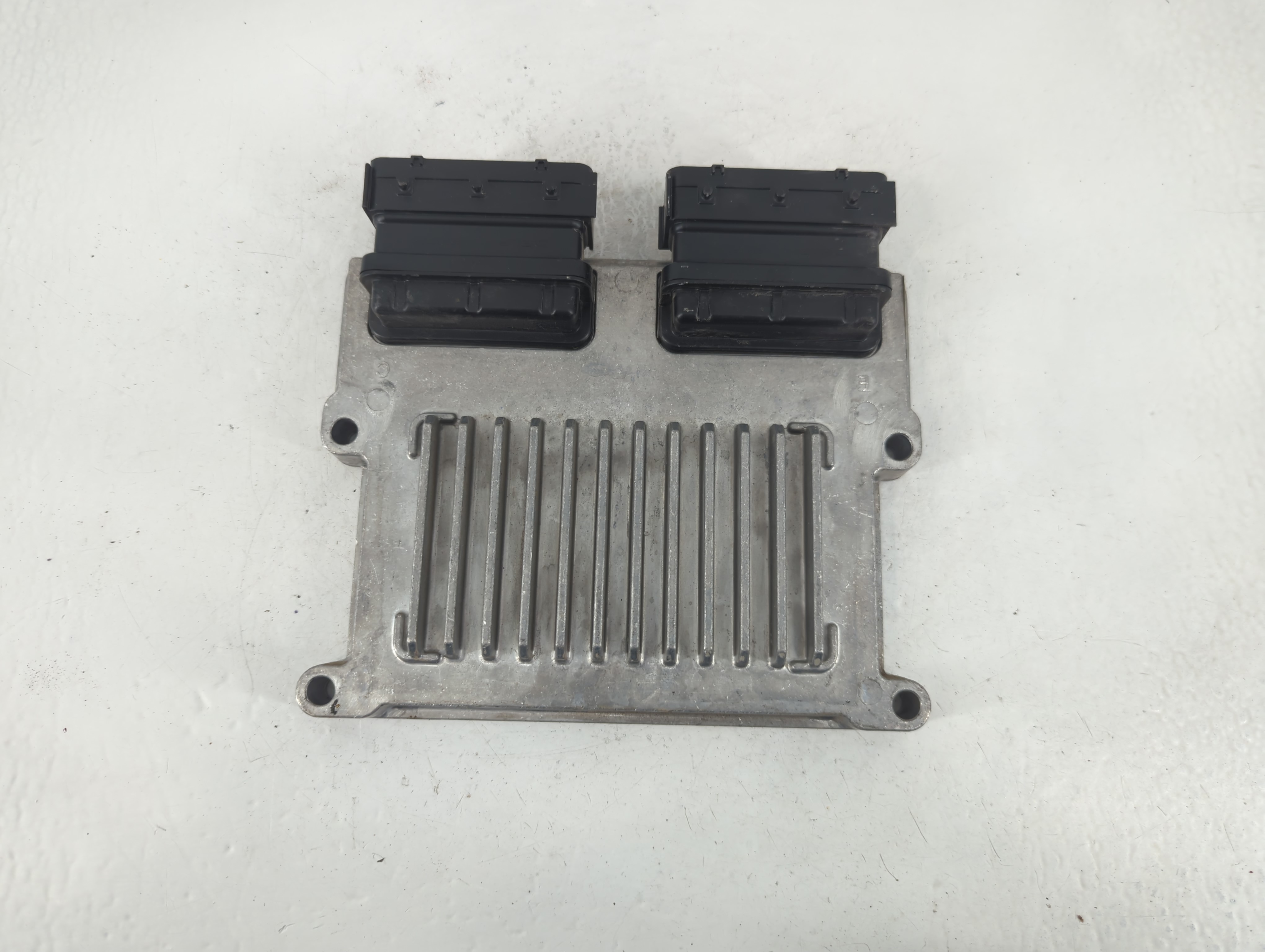 2017-2017 Genesis G80 Engine Control Computer Ecu Pcm Ecm Pcu Oem 837941 - Oemusedautoparts1.com