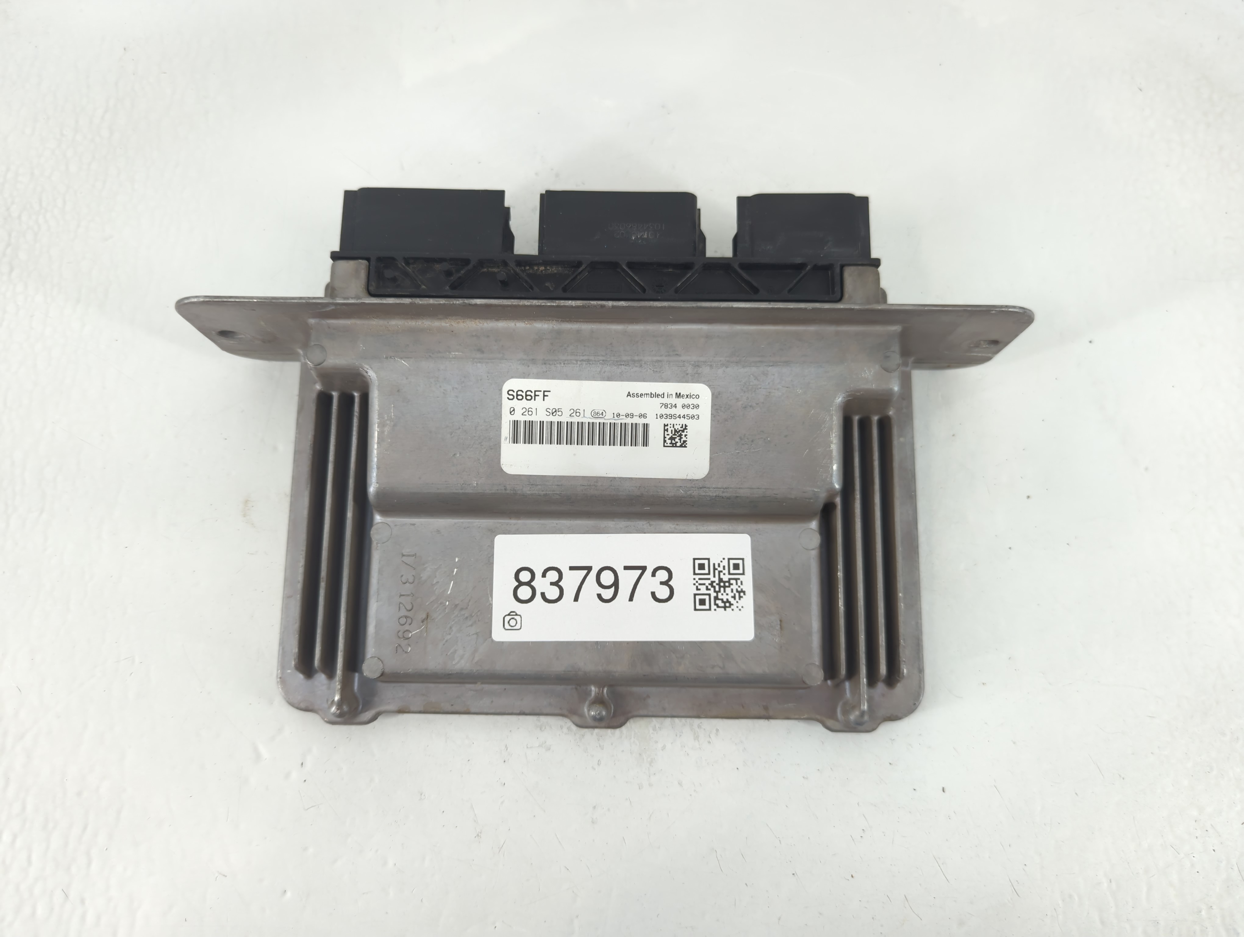 Picture of 2010-2012 Ford Flex Engine Control Computer Ecu Pcm Ecm Pcu Oem 837973