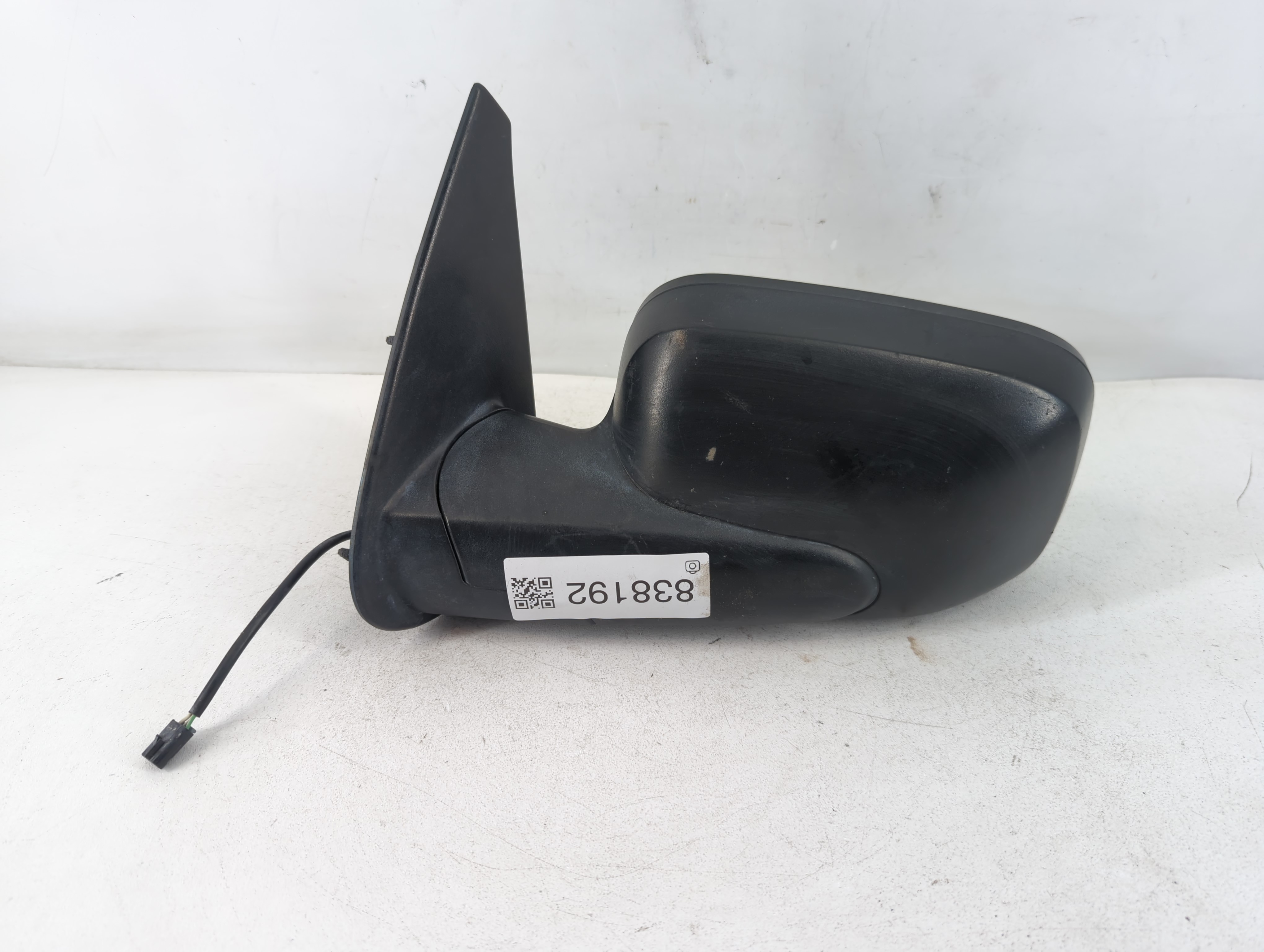 2006-2011 Chevrolet Hhr Driver Left Side View Power Door Mirror Black 838192 - Oemusedautoparts1.com