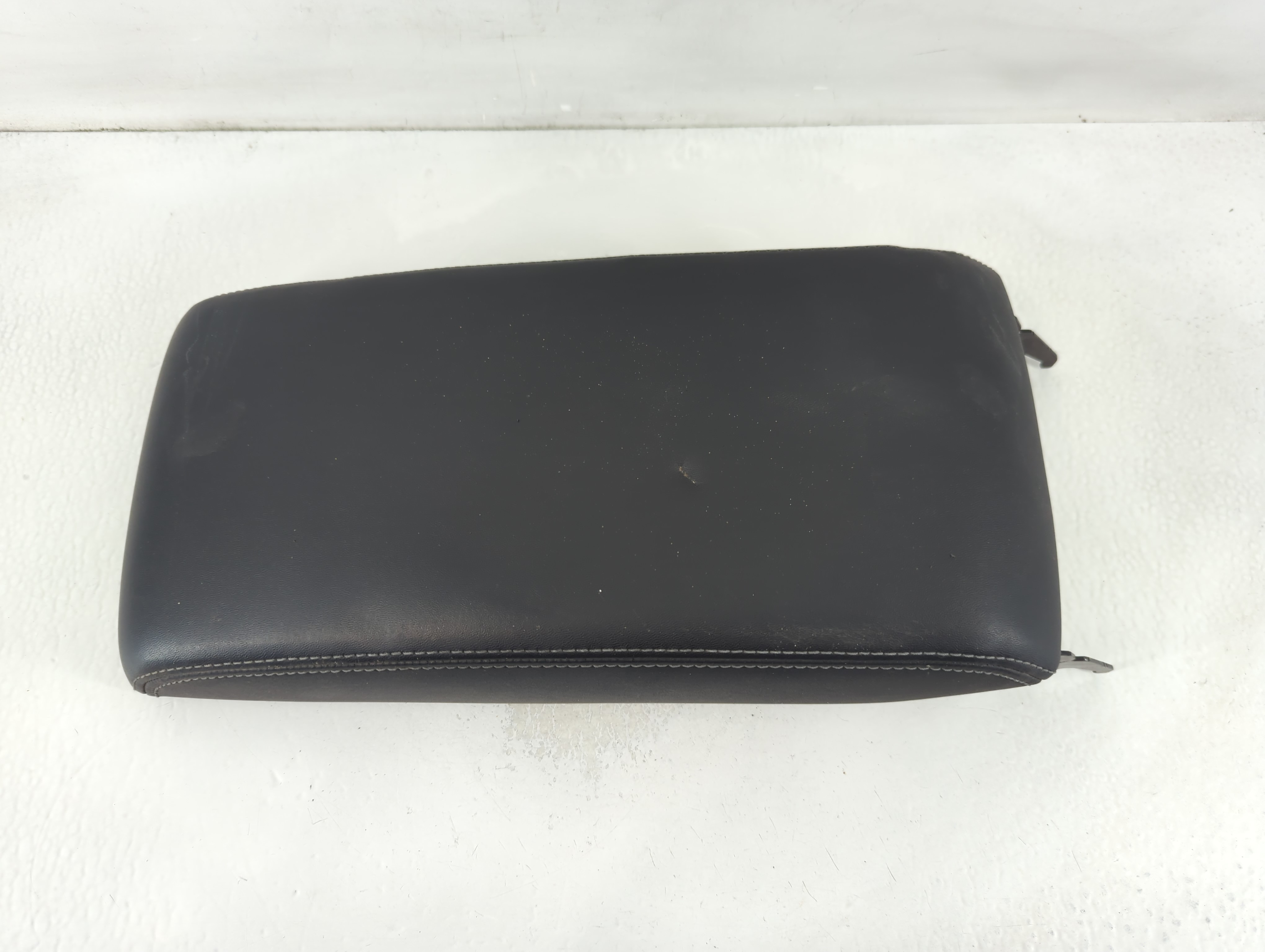 Picture of 2015 Subaru Legacy Center Console Armrest Cover Lid Black 838229