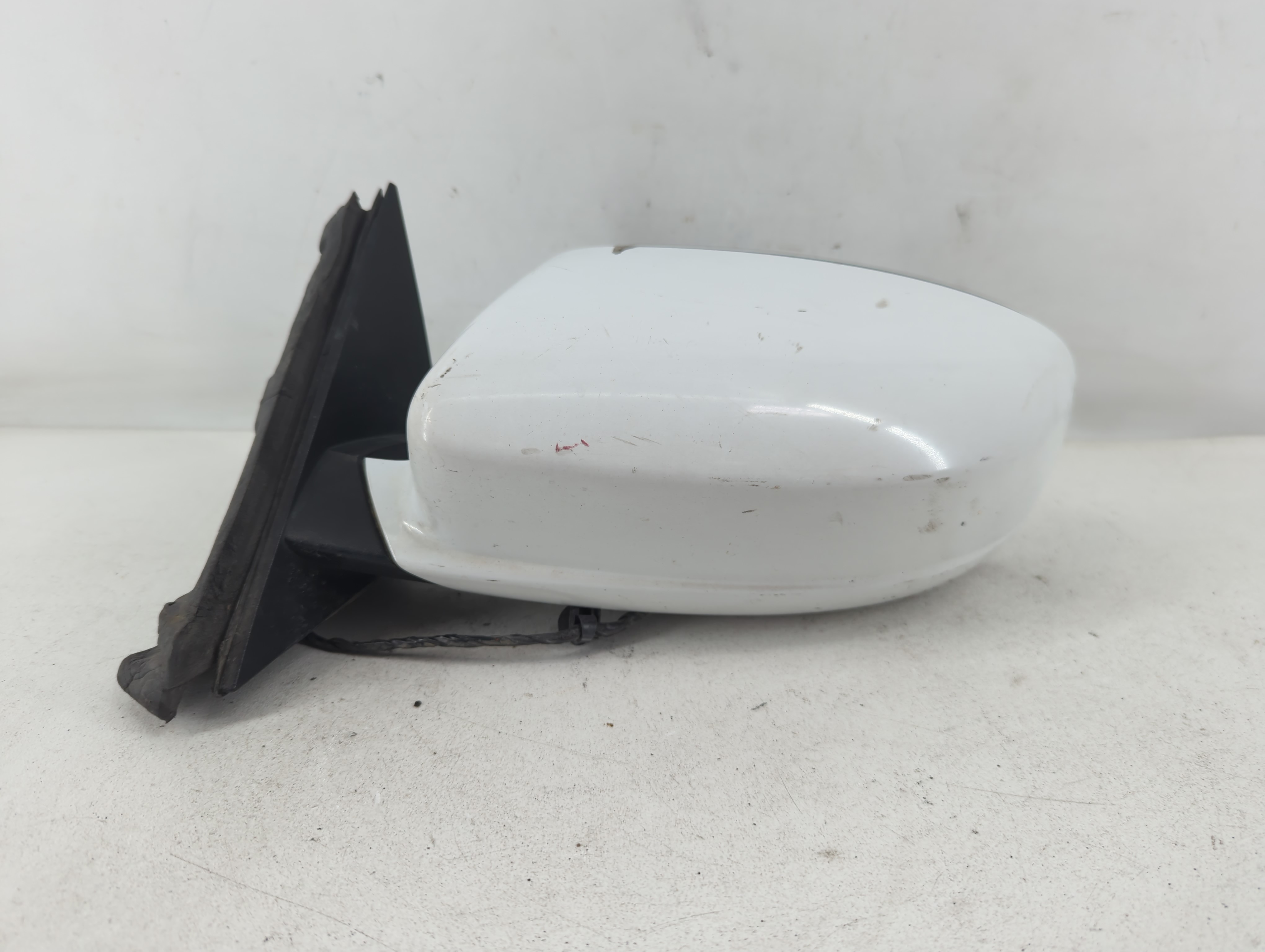 2011-2014 Dodge Charger Driver Left Side View Power Door Mirror White 838263 - Oemusedautoparts1.com