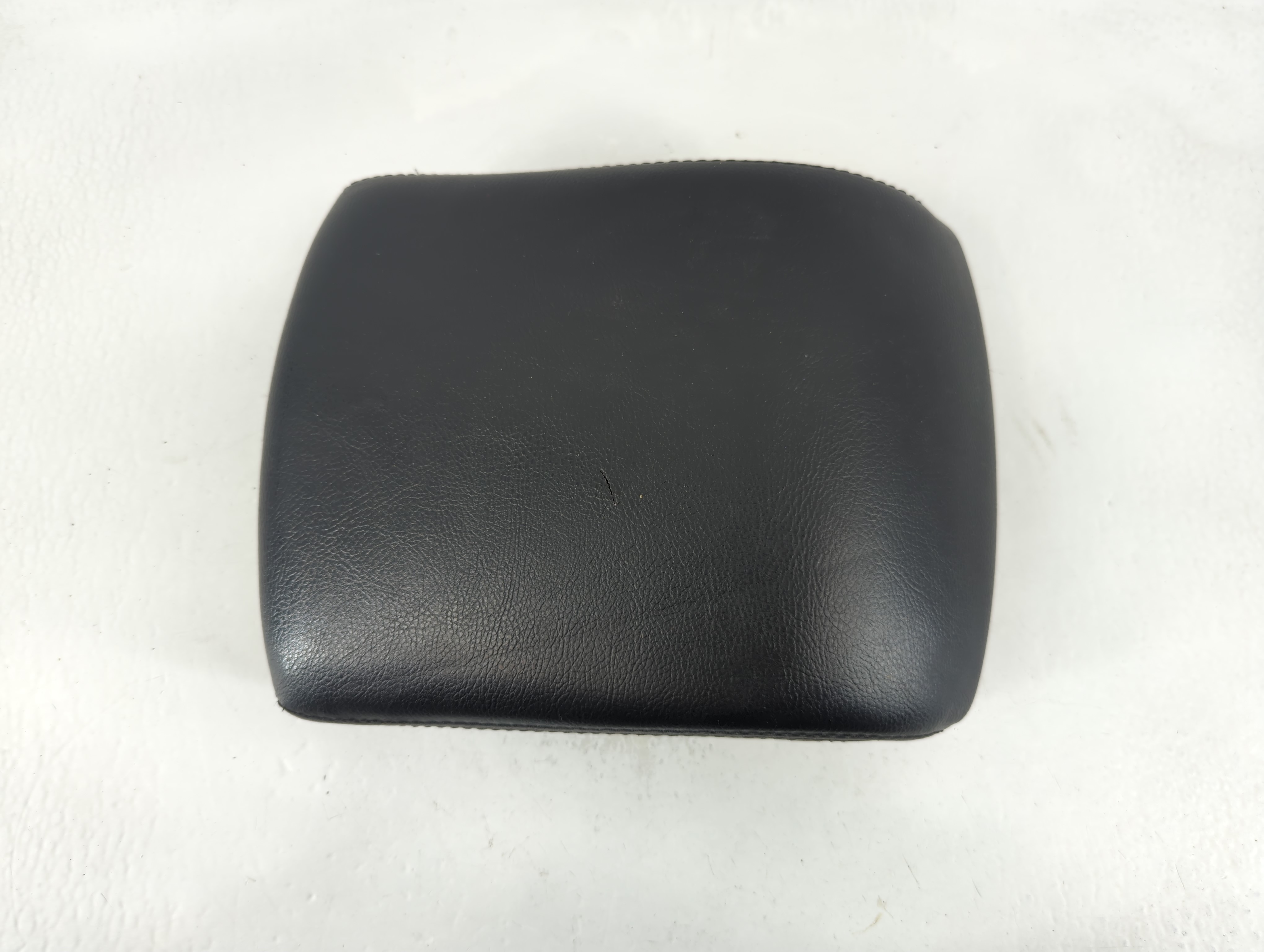 Picture of 2016 Mazda 6 Center Console Armrest Cover Lid Black 838269