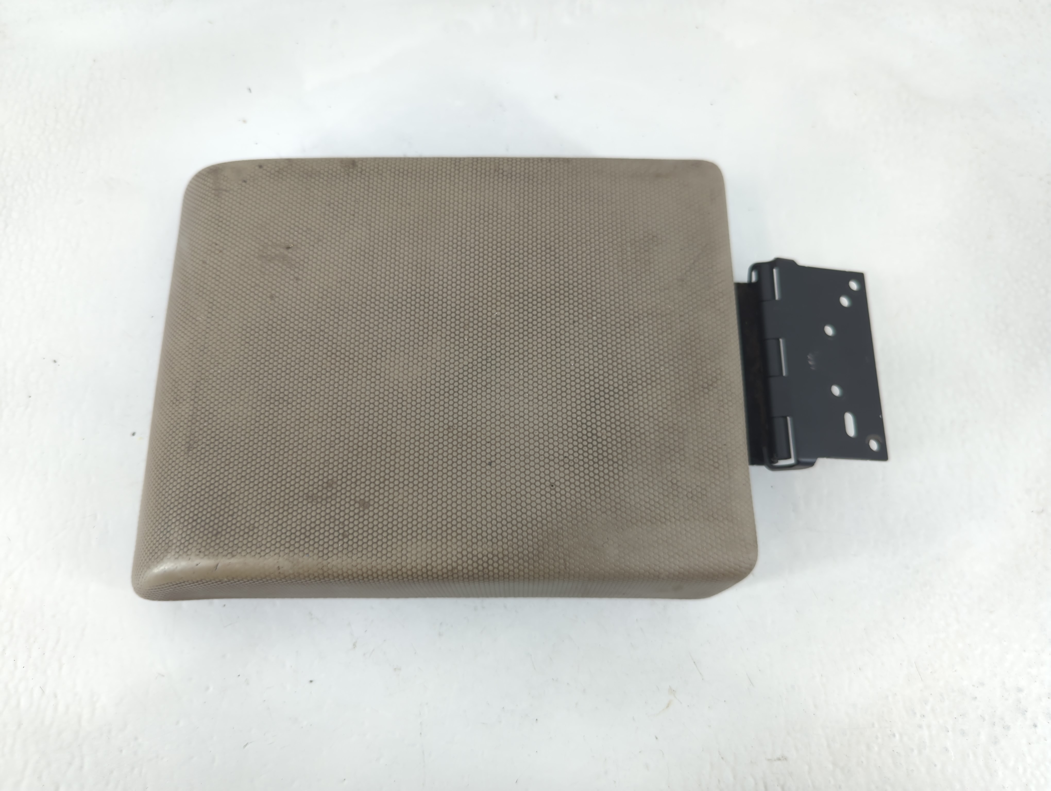 2008 Ford Escape Center Console Armrest Cover Lid 838276 - Oemusedautoparts1.com