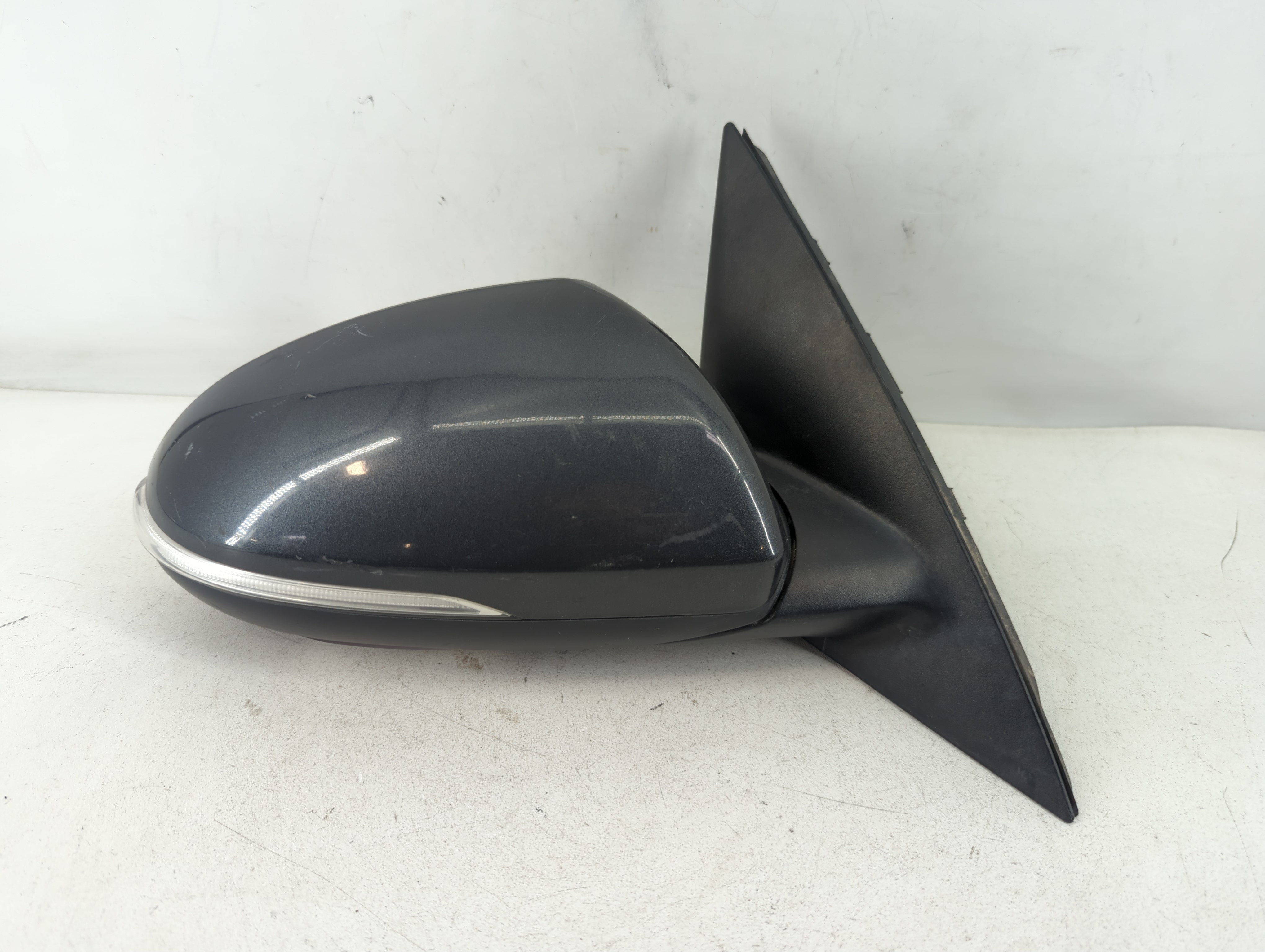 2016-2020 Kia Optima Passenger Right Side View Power Door Mirror Grey 838283 - Oemusedautoparts1.com