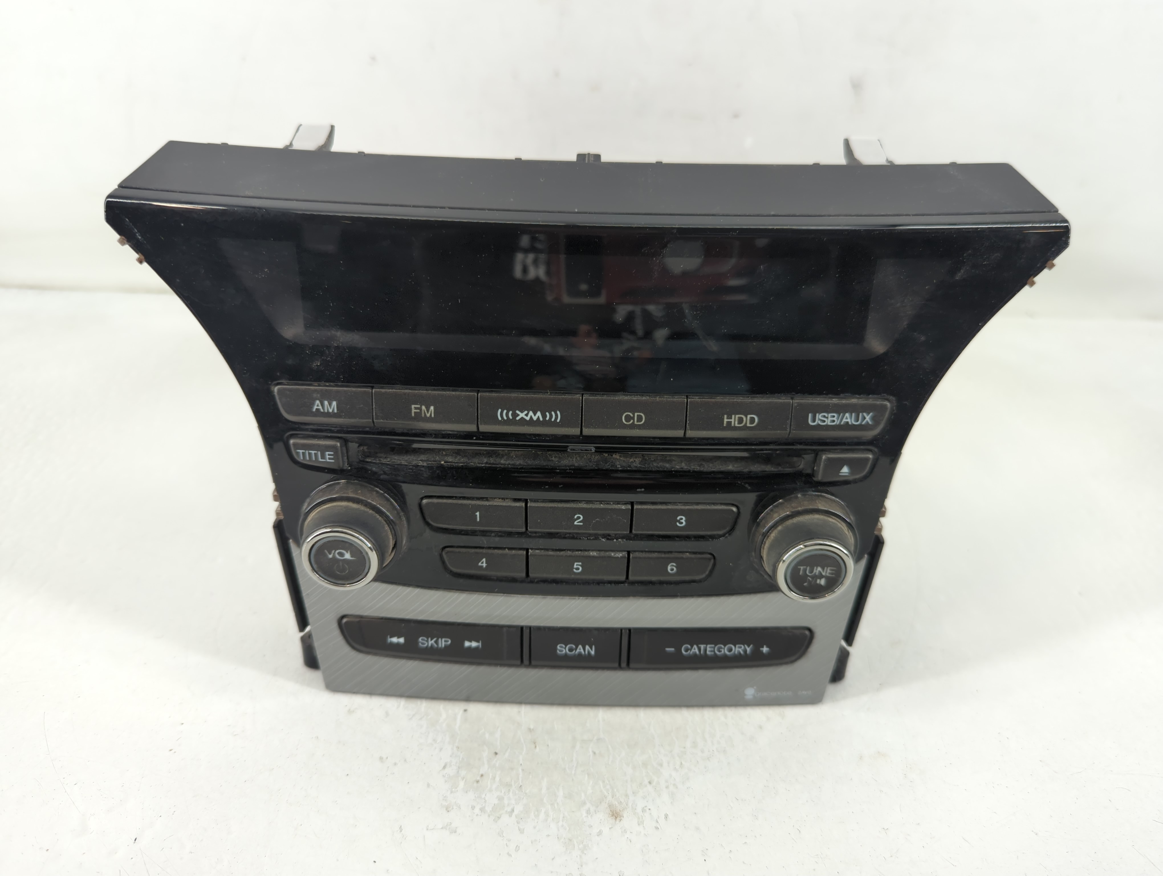 Picture of 2013-2015 Honda Pilot Am Fm Cd Player Radio Receiver 838334