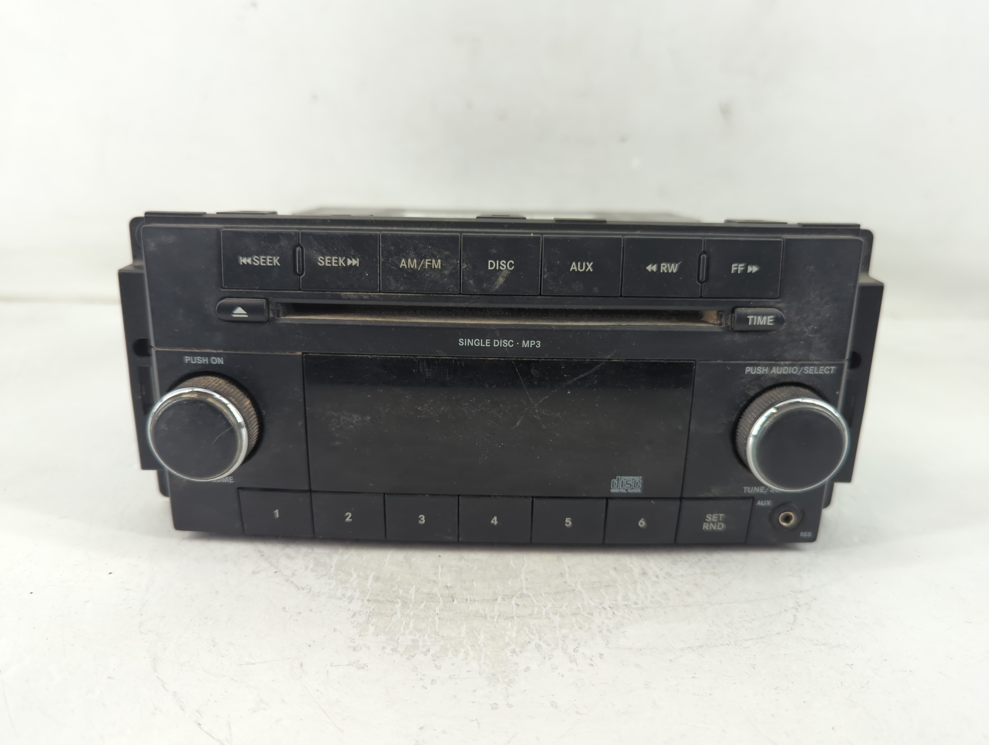 Picture of 2008-2009 Dodge Charger Am Fm Cd Player Radio Receiver 838364