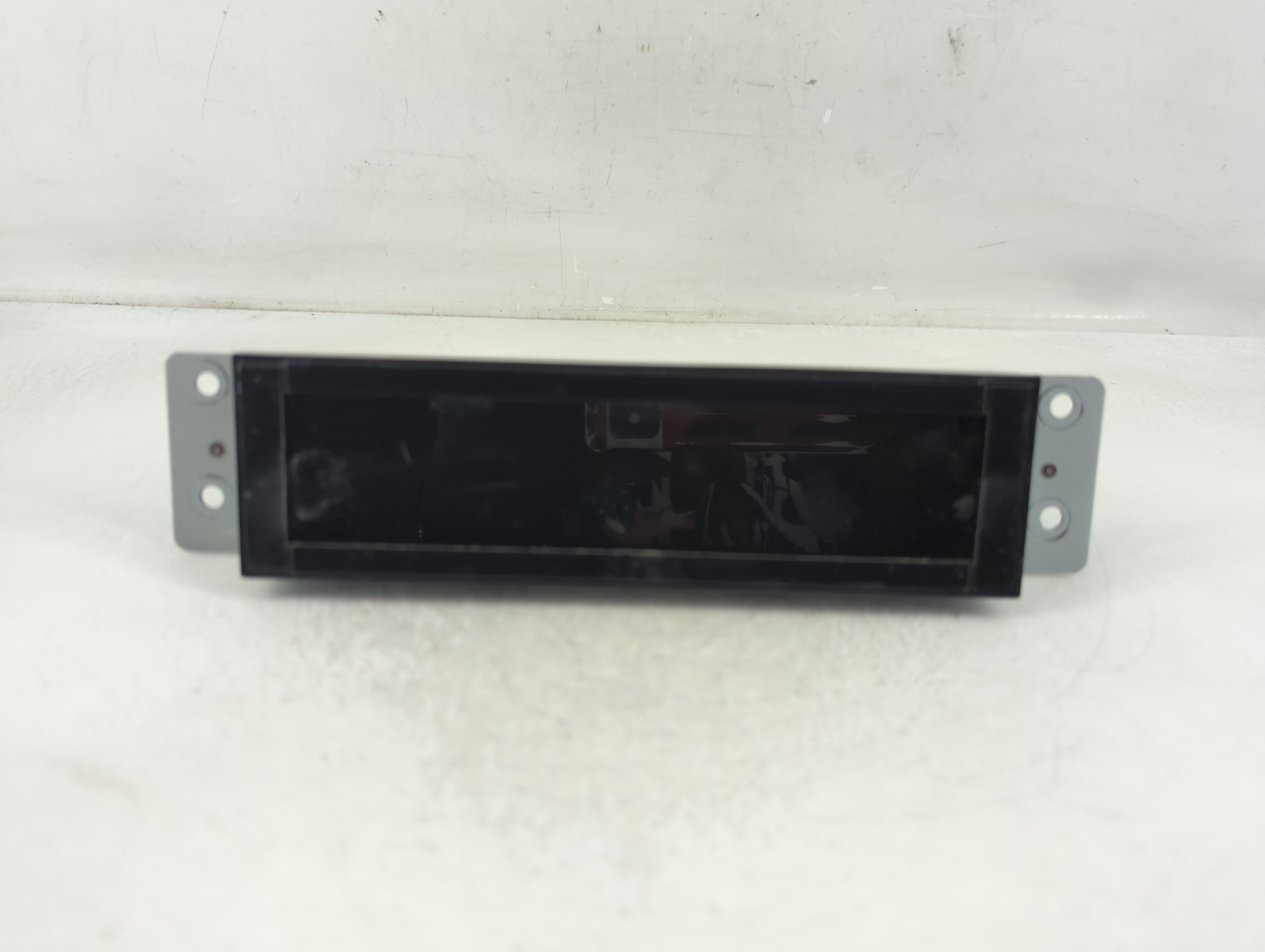 2010-2012 Ford Fusion Information Display Screen 838369 - Oemusedautoparts1.com