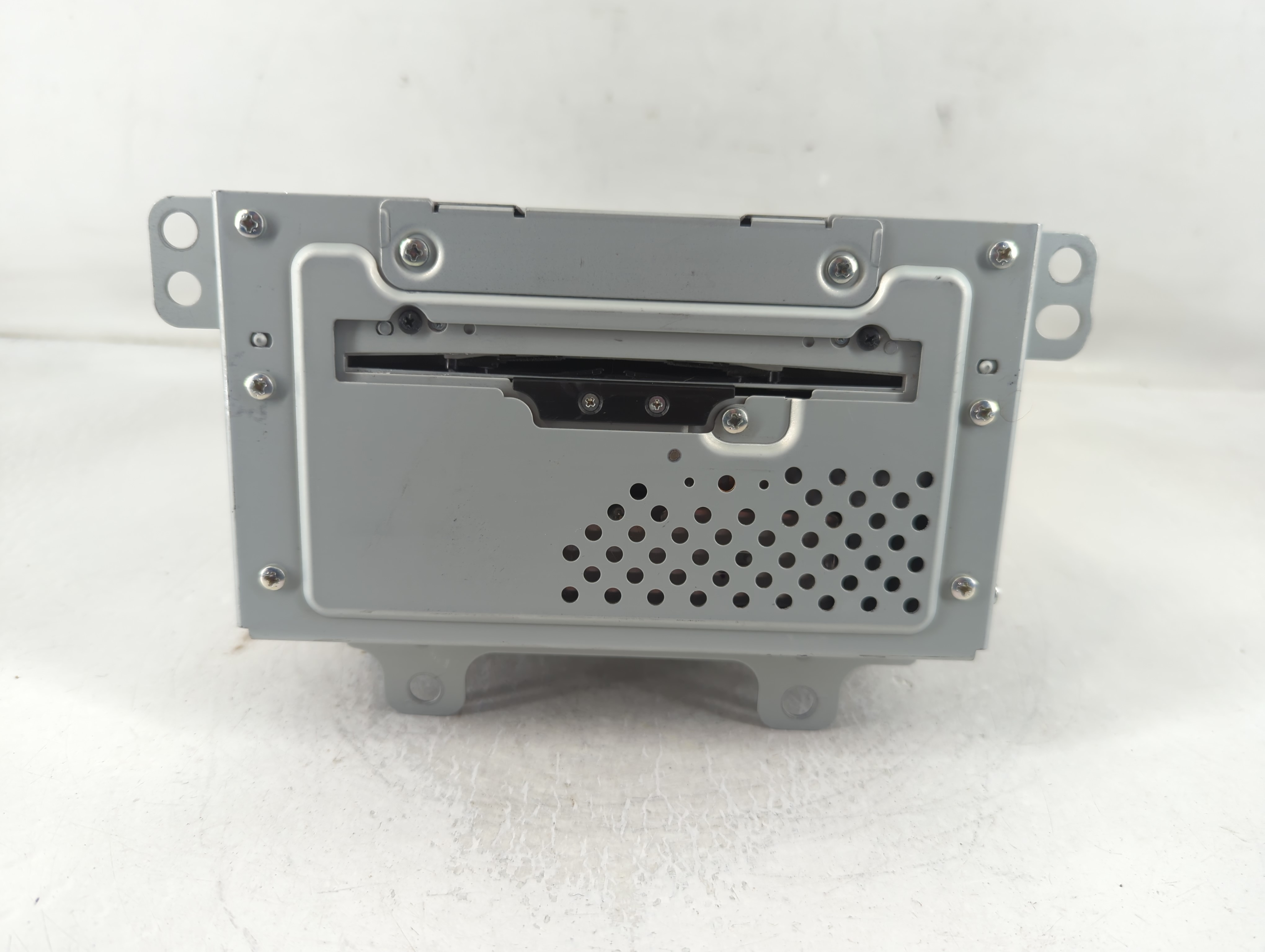 2010-2010 Chevrolet Equinox Am Fm Cd Player Radio Receiver 838375 - Oemusedautoparts1.com