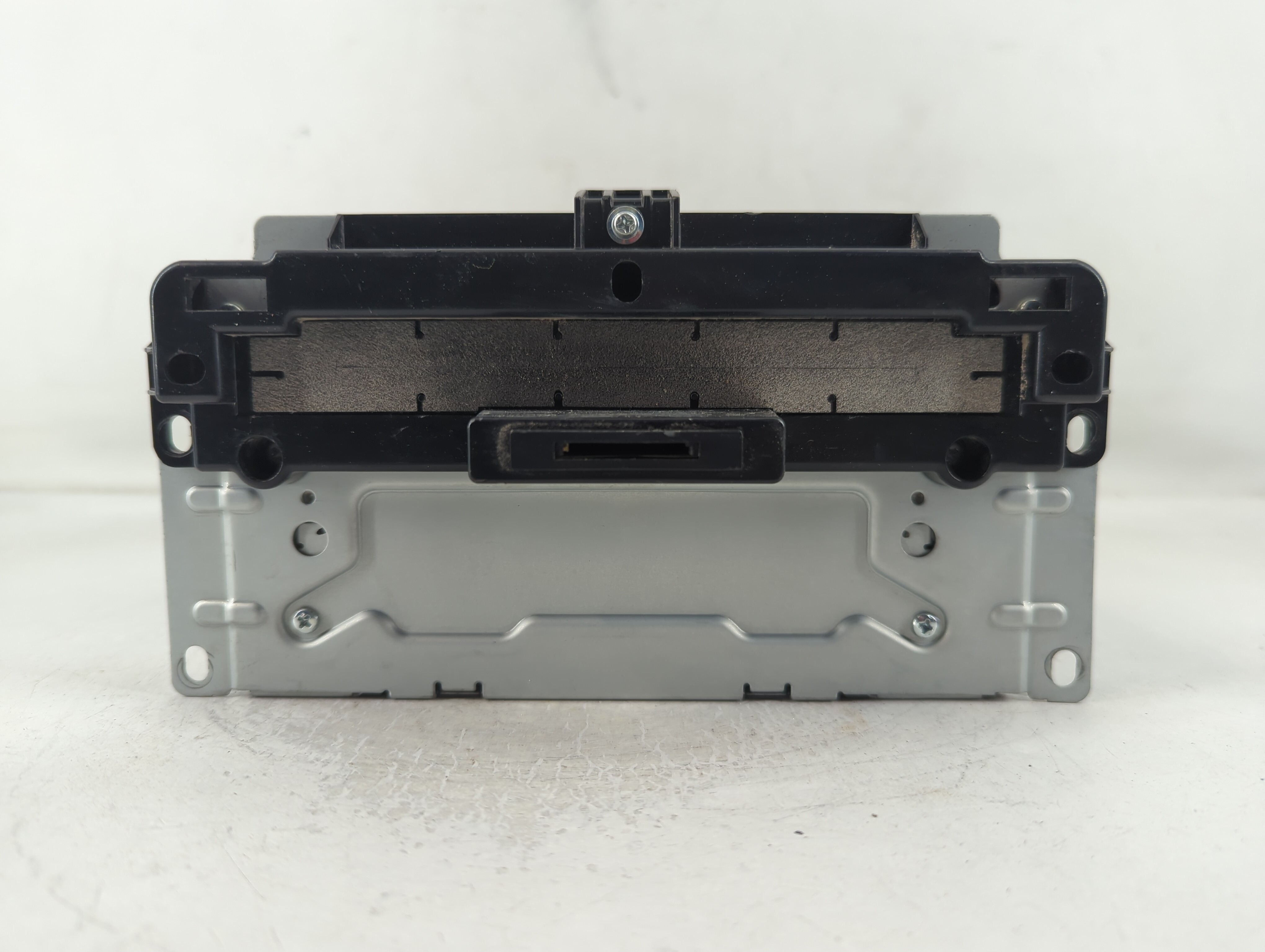 2013-2013 Chrysler 300 Am Fm Cd Player Radio Receiver 838382 - Oemusedautoparts1.com