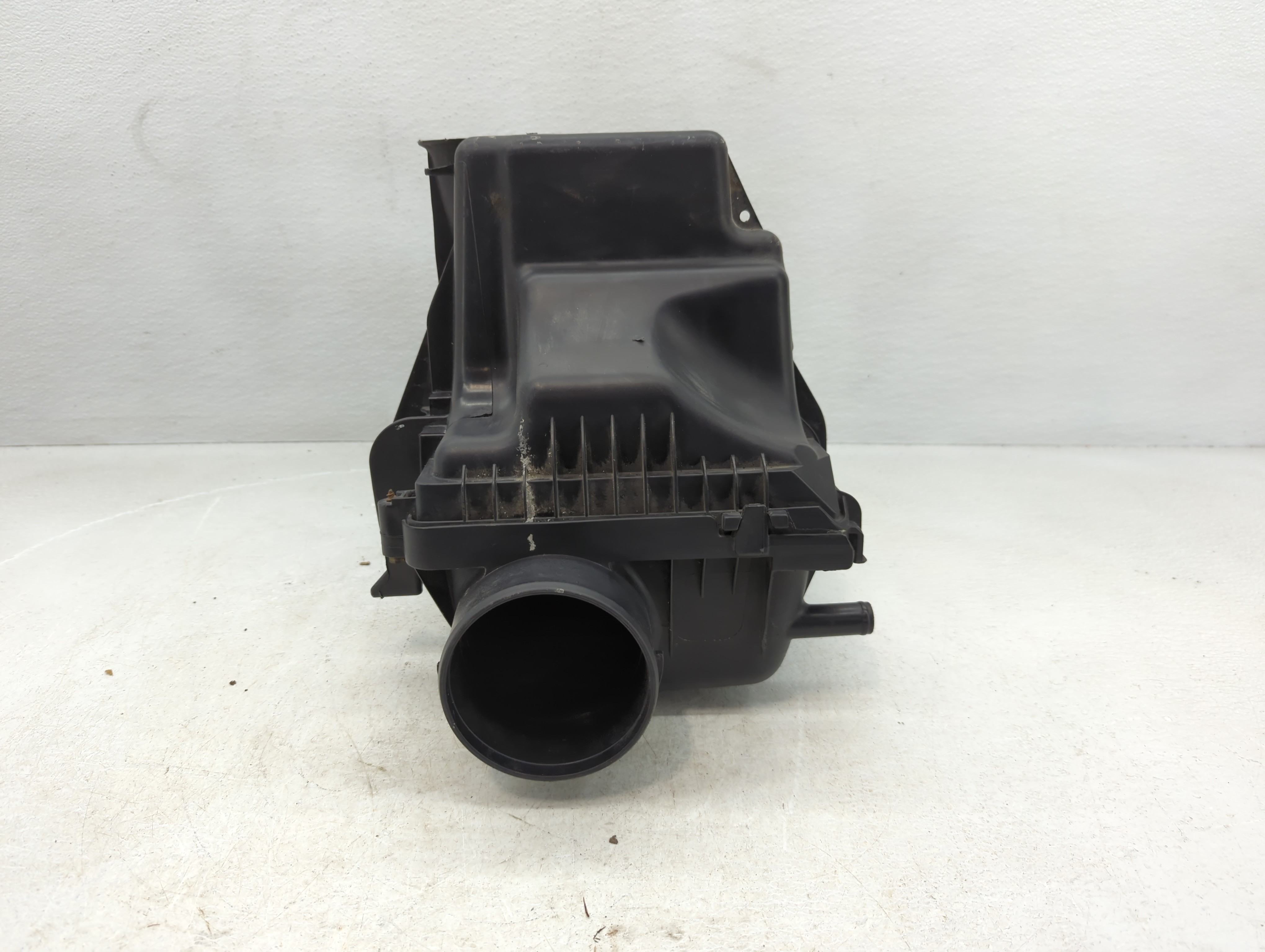 Picture of 2017 Chevrolet G30 Air Cleaner Intake-duct Hose Tube 838443