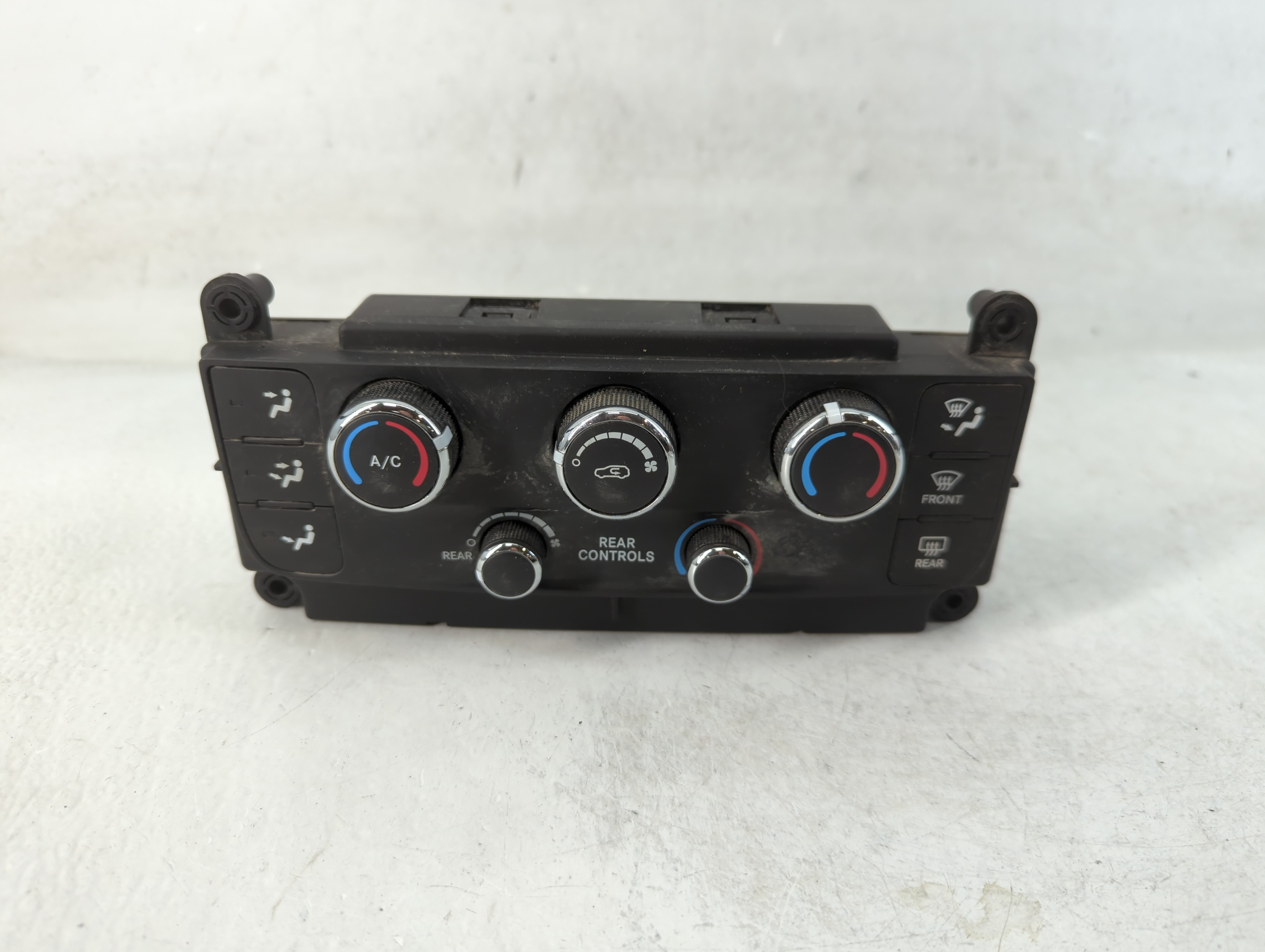 Dodge Caravan Ac Heater Climate Control P55111240ai 838560 - Oemusedautoparts1.com