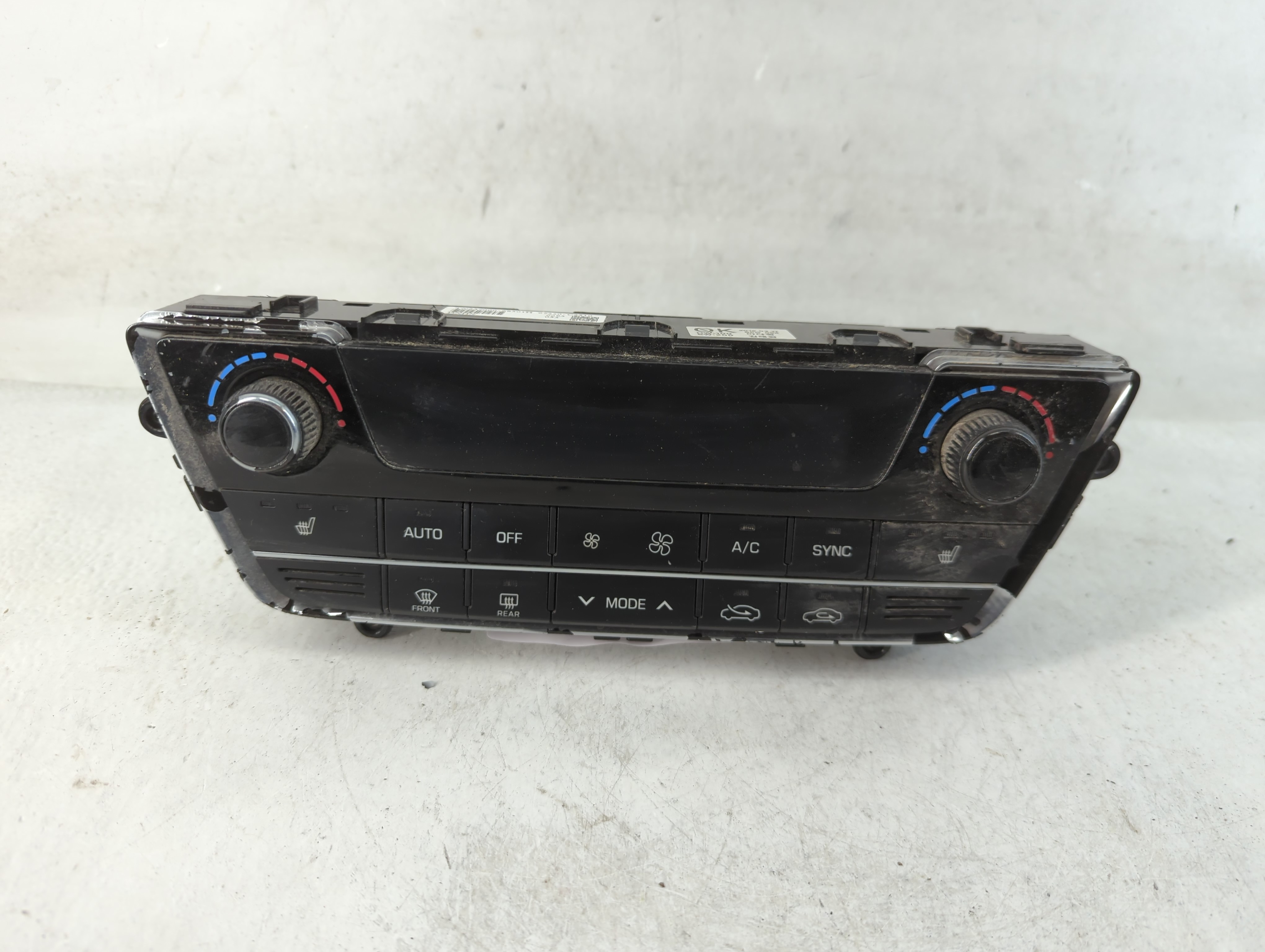 2015-2017 Hyundai Sonata Ac Heater Climate Control 37000-68501h 838592 - Oemusedautoparts1.com