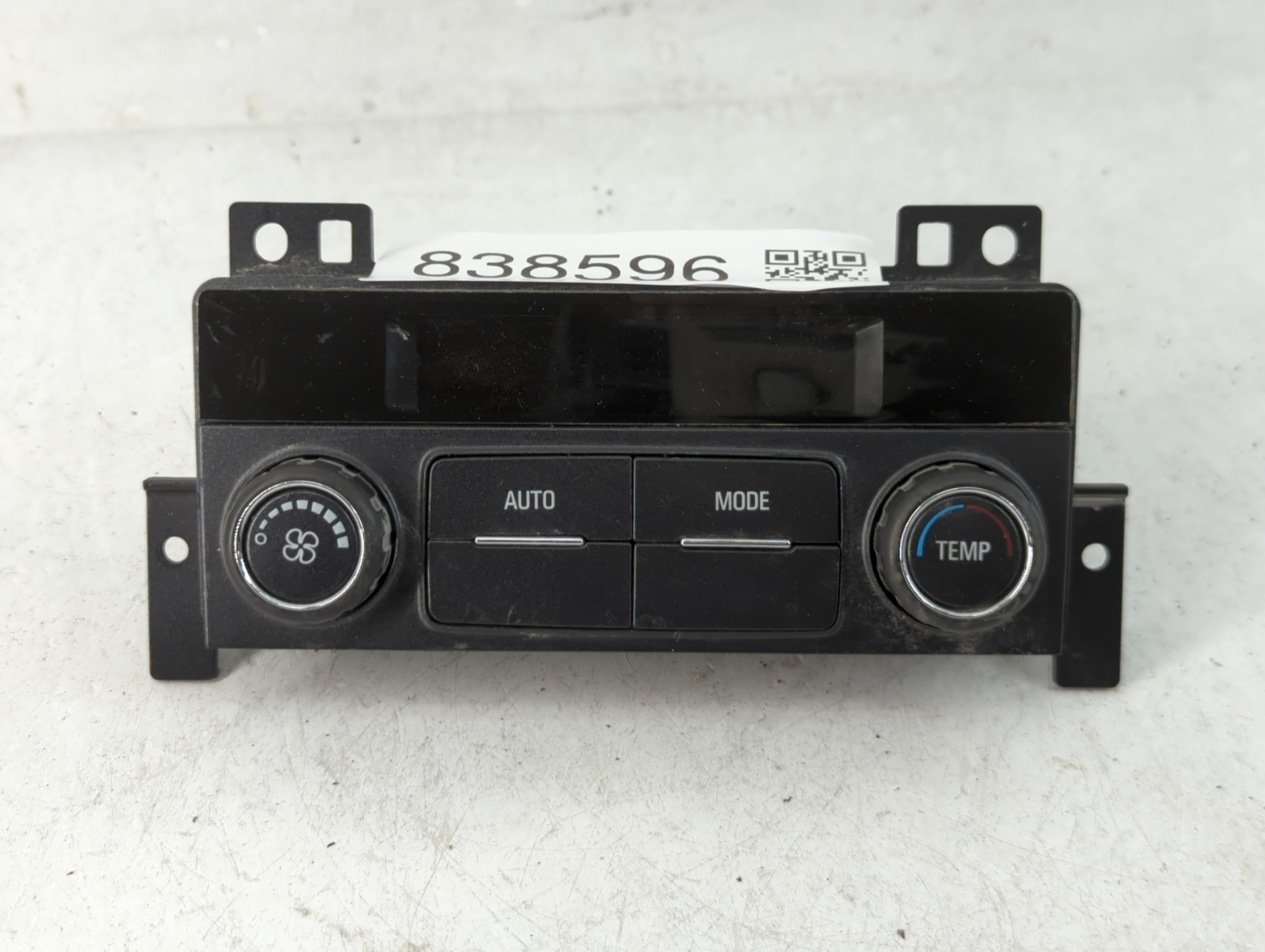 2018-2022 Chevrolet Traverse Ac Heater Climate Control 23507152 838596 - Oemusedautoparts1.com