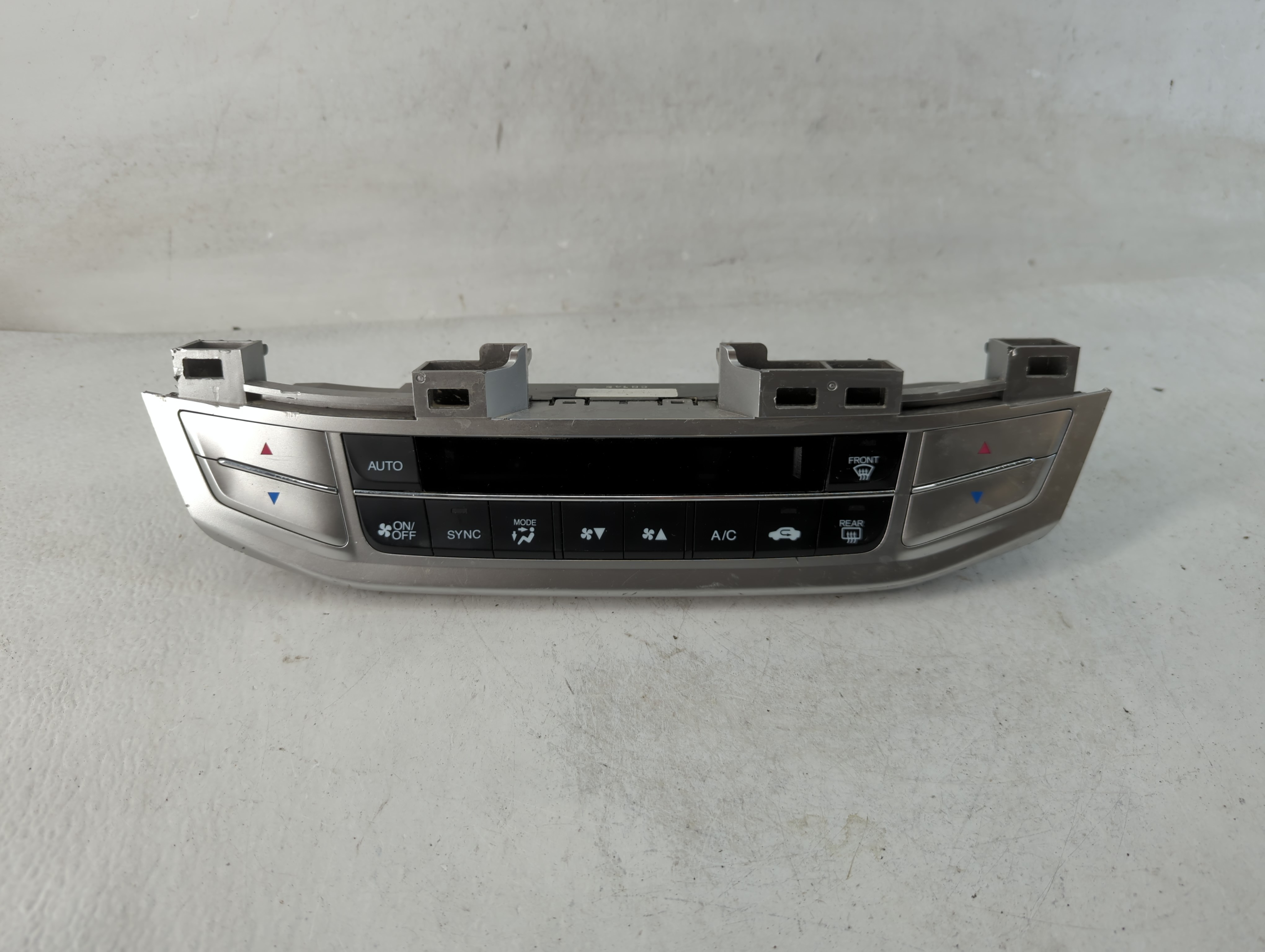 2013-2015 Honda Accord Ac Heater Climate Control 838610 - Oemusedautoparts1.com