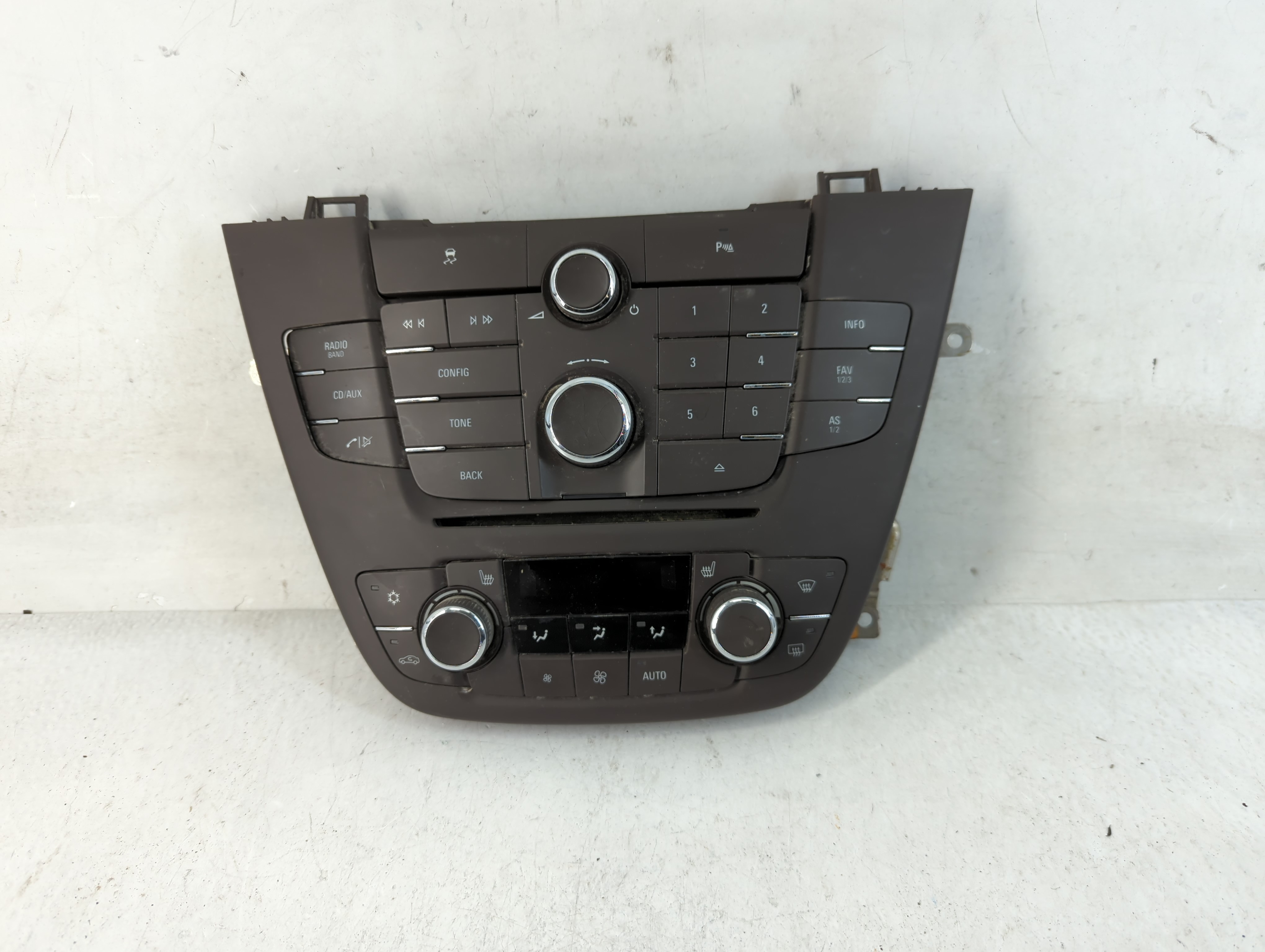 2011-2011 Buick Regal Am Fm Cd Player Radio Receiver 838655 - Oemusedautoparts1.com