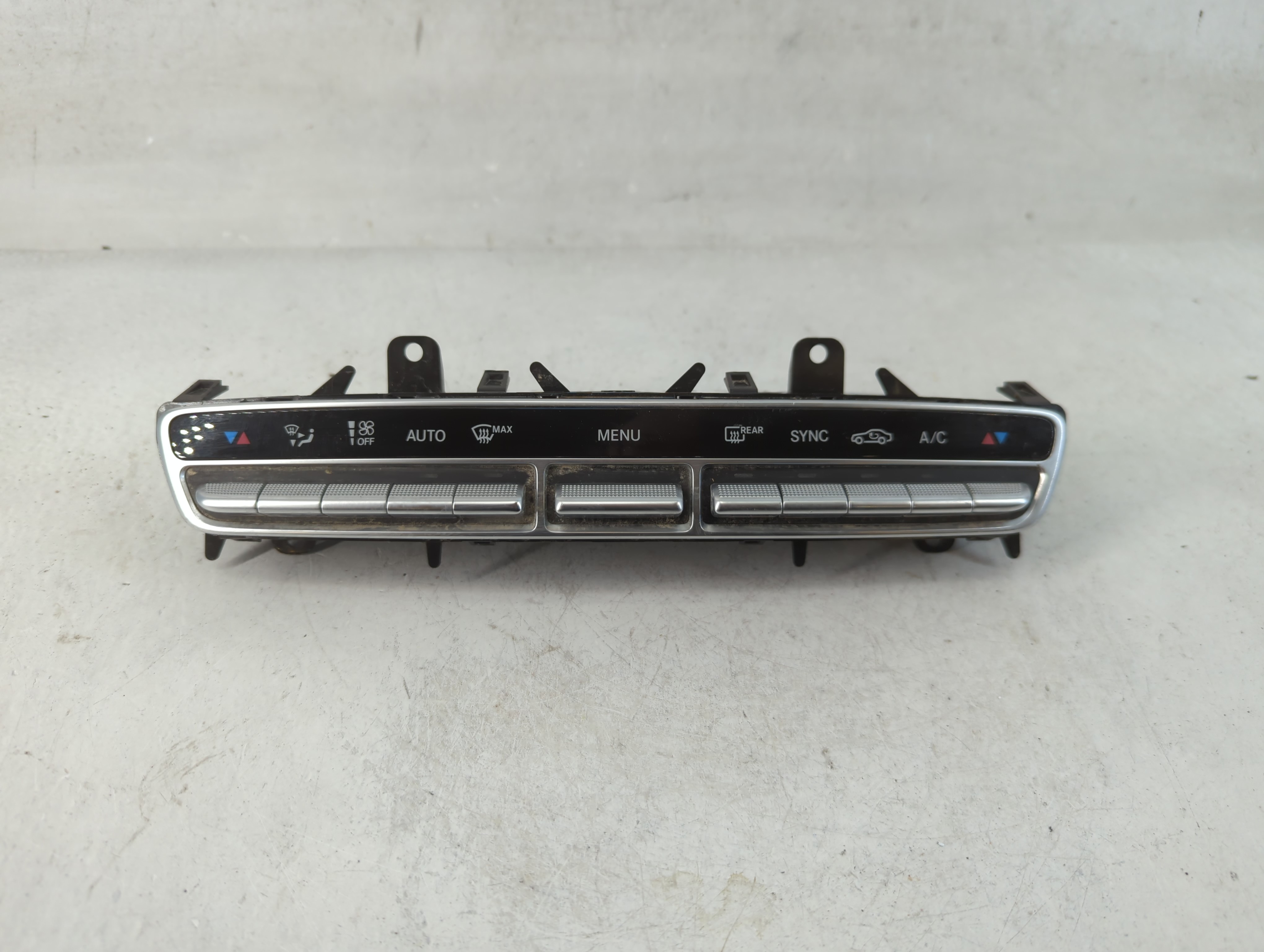 2016-2019 Mercedes-benz Glc300 Ac Heater Climate Control A 205 905 47 06 838690 - Oemusedautoparts1.com