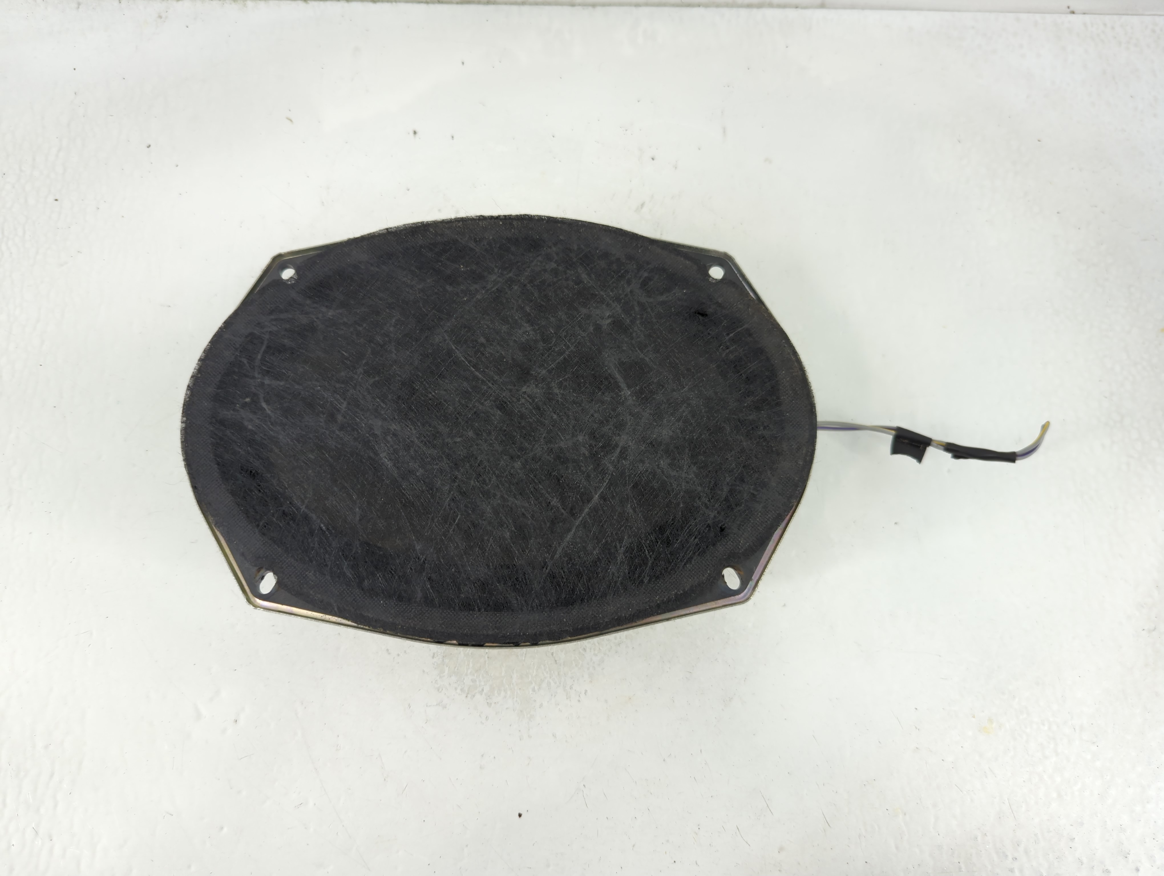 2008 Chrysler Town & Country Speaker/subwoofer 838700 - Oemusedautoparts1.com
