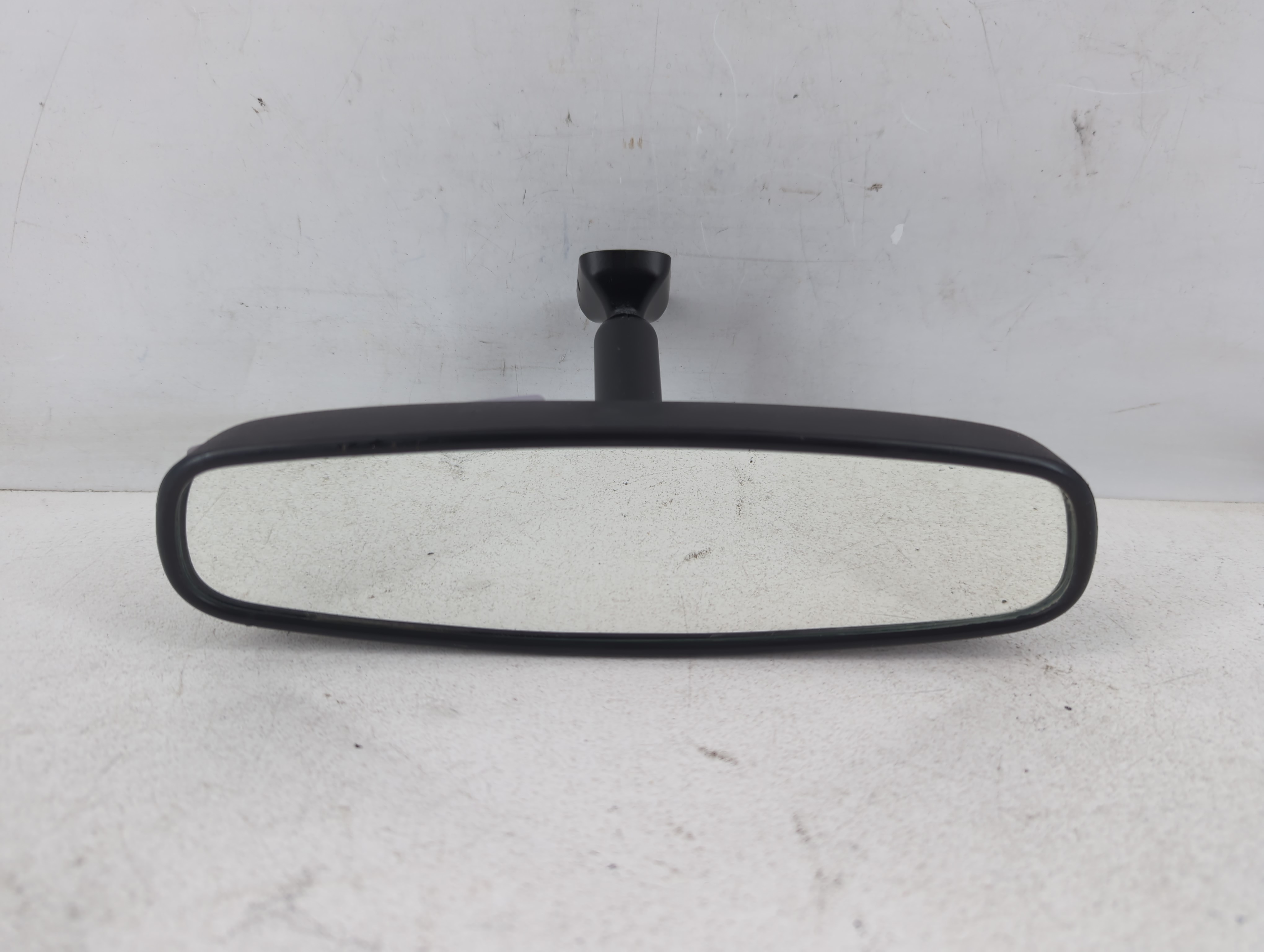 2019-2022 Chevrolet Blazer Interior Rear View Mirror Oem 838724 - Oemusedautoparts1.com