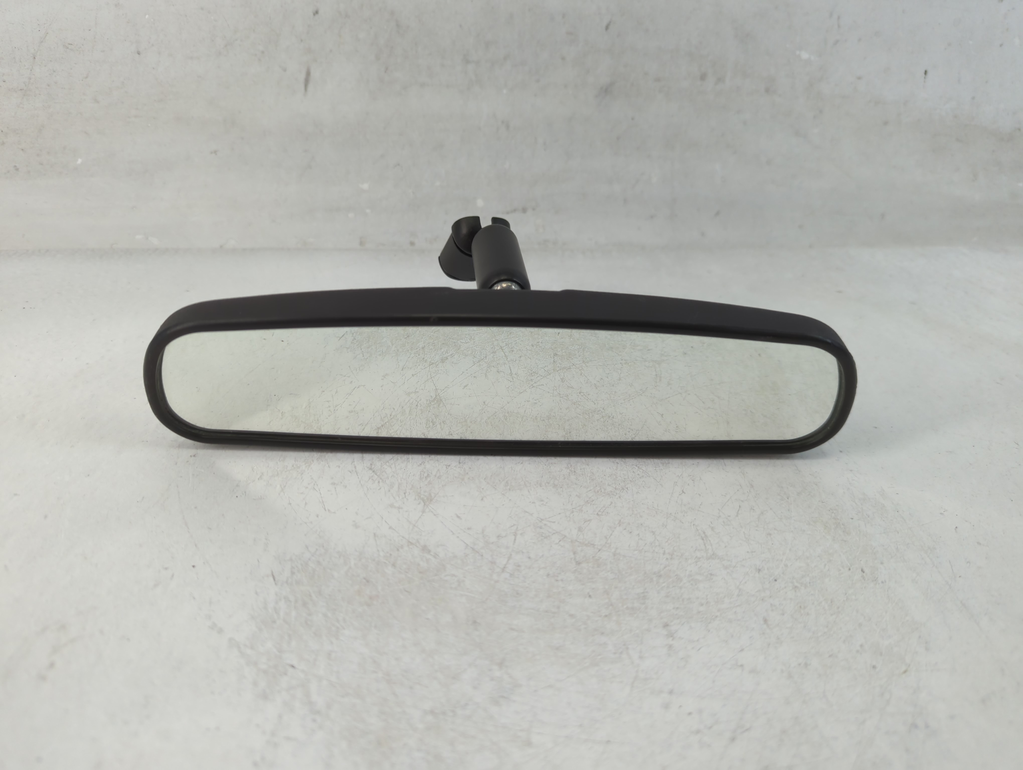 2015-2018 Ford Focus Interior Rear View Mirror Oem 838733 - Oemusedautoparts1.com