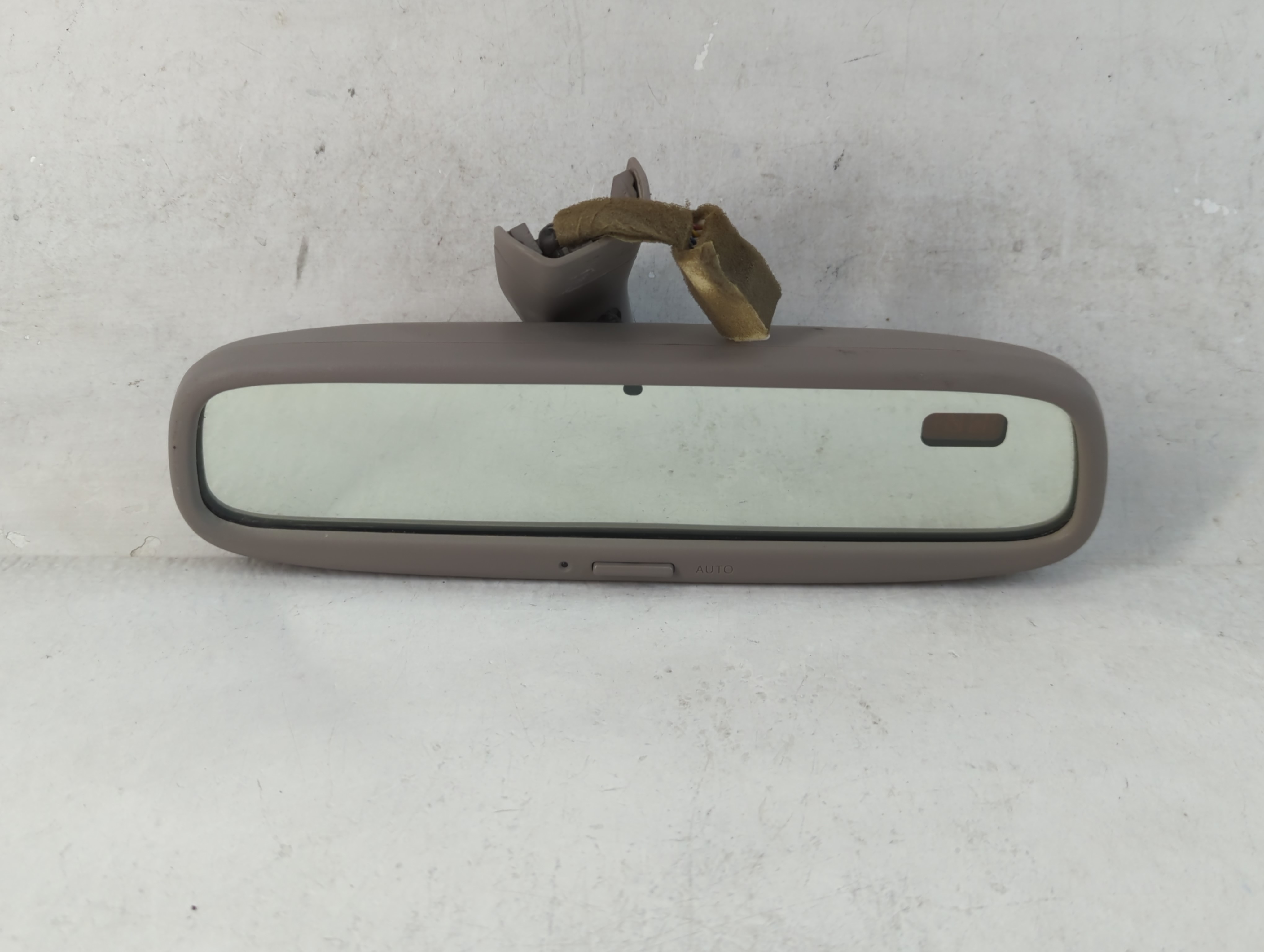 2001-2005 Lexus Is300 Interior Rear View Mirror Oem 838743 - Oemusedautoparts1.com