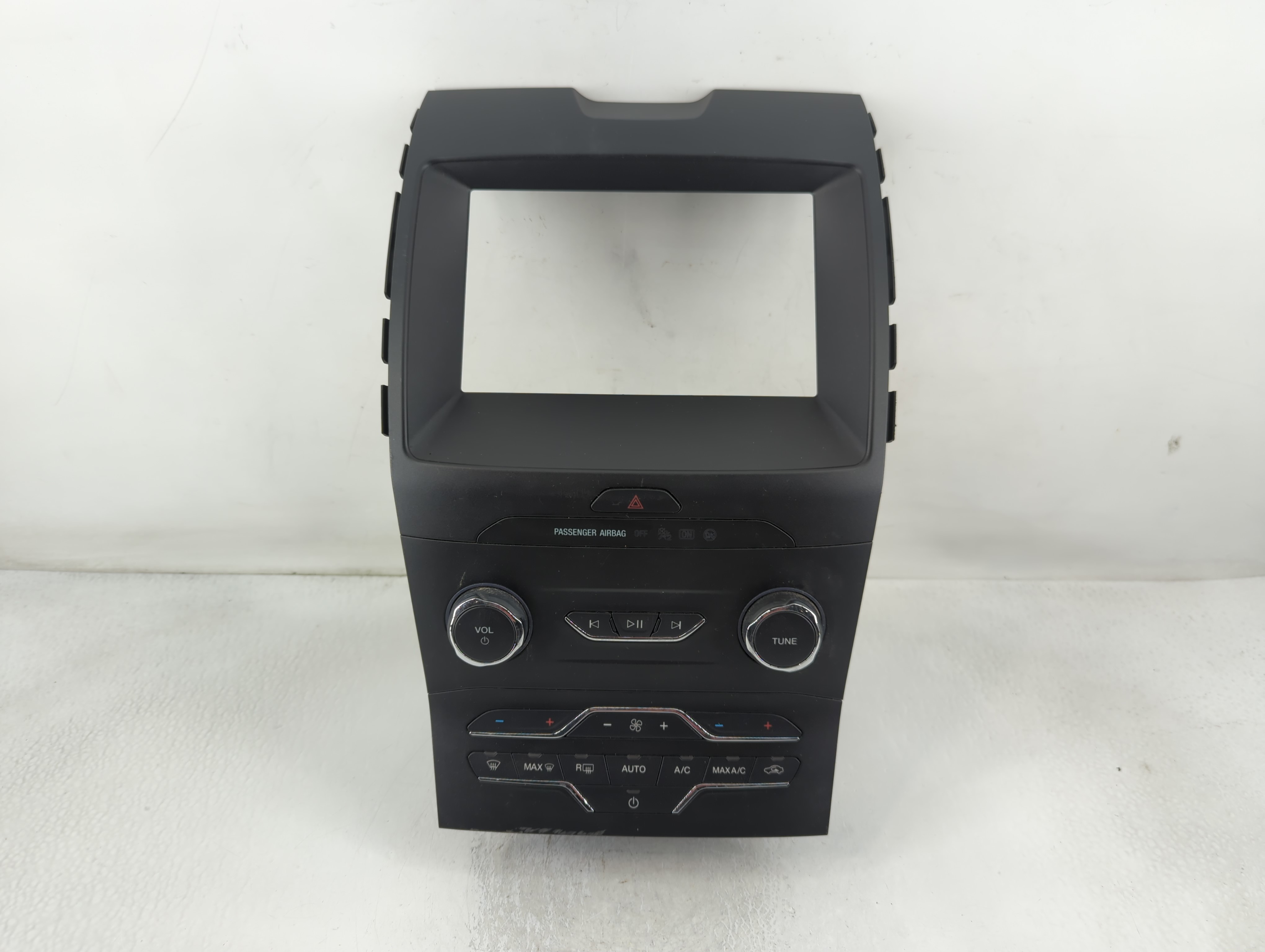 2019-2020 Ford Edge Am Fm Cd Player Radio Receiver 838795 - Oemusedautoparts1.com