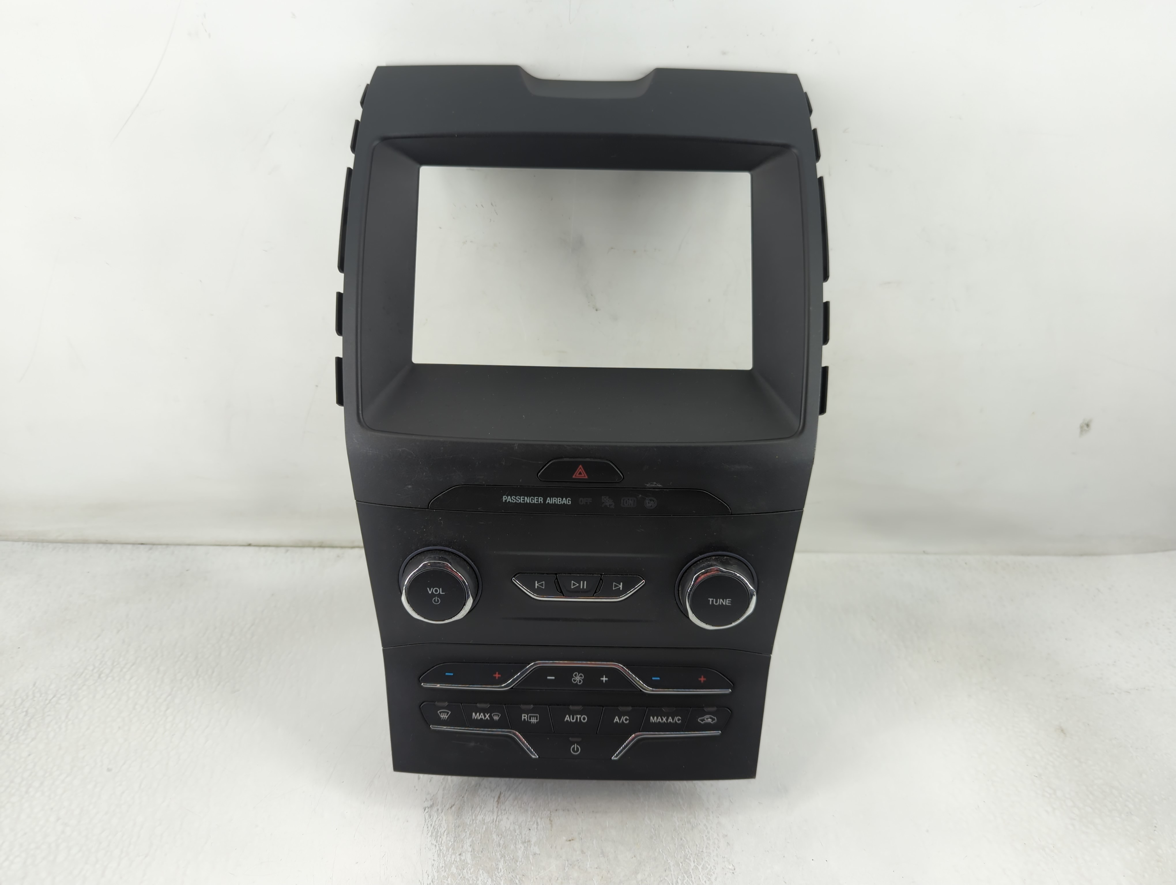 2019-2020 Ford Edge Am Fm Cd Player Radio Receiver 838796 - Oemusedautoparts1.com