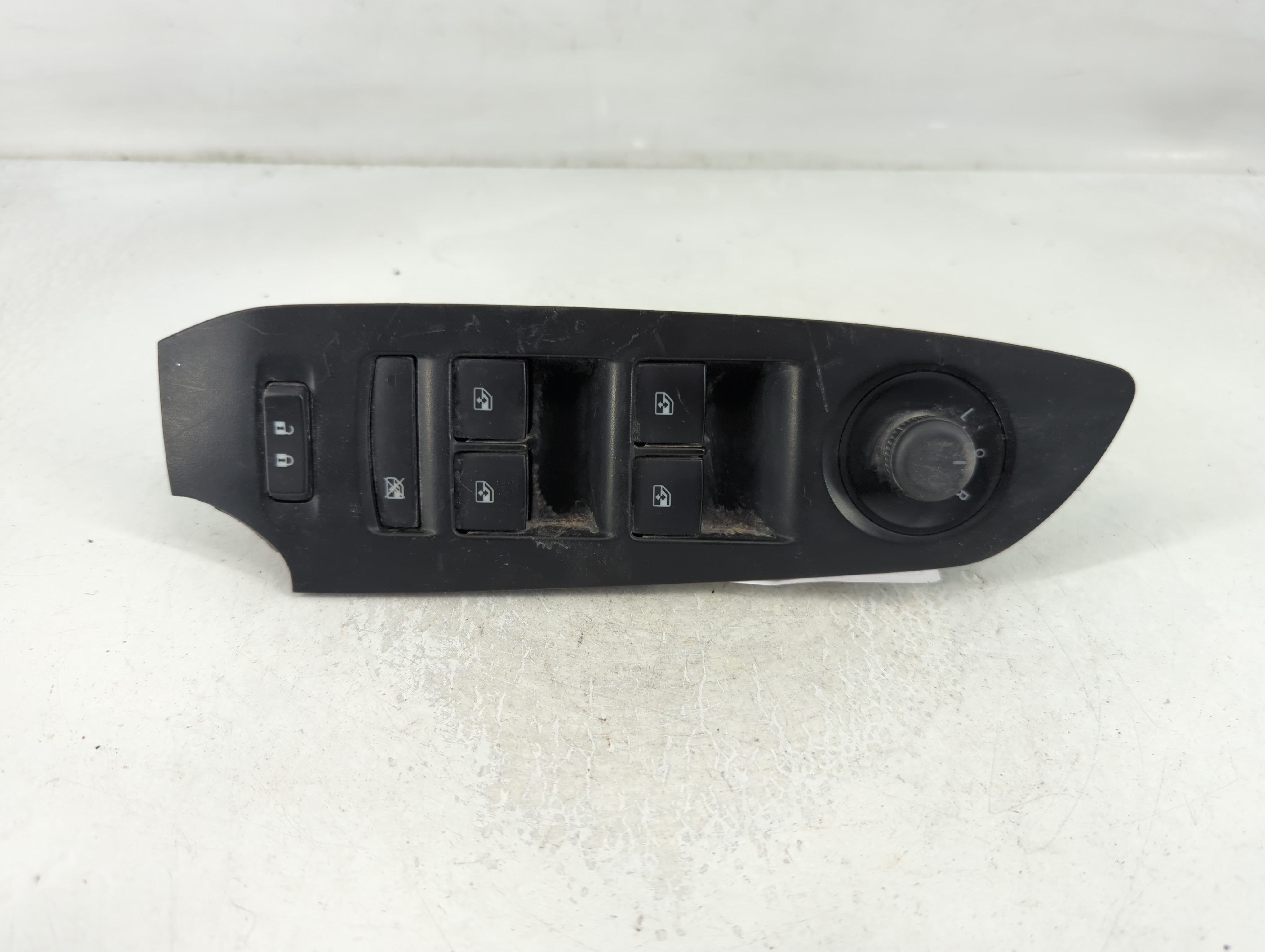 2017-2021 Chevrolet Trax Driver Left Door Master Power Window Switch 838851 - Oemusedautoparts1.com
