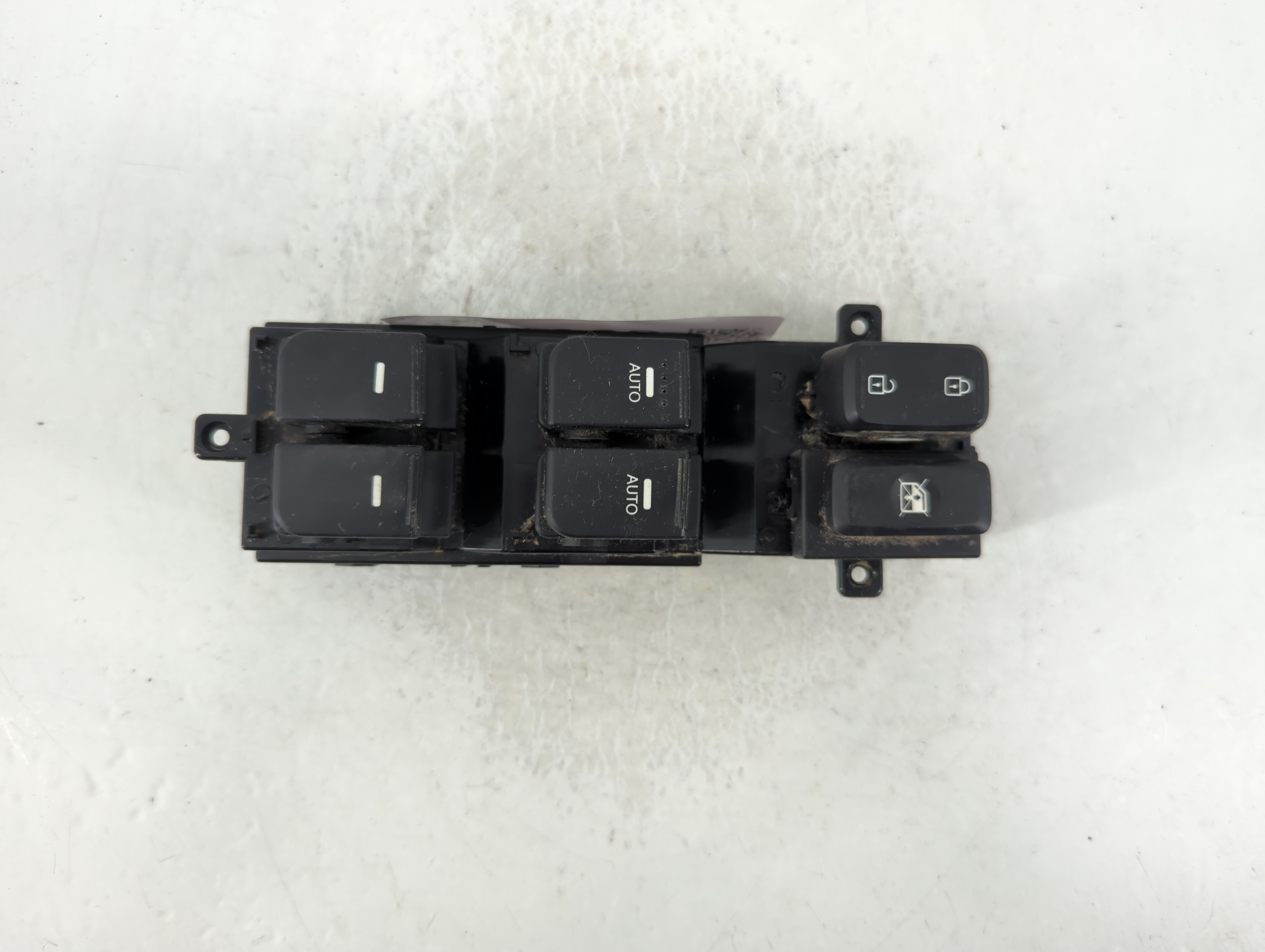2014-2016 Kia Optima Driver Left Door Master Power Window Switch 838853 - Oemusedautoparts1.com