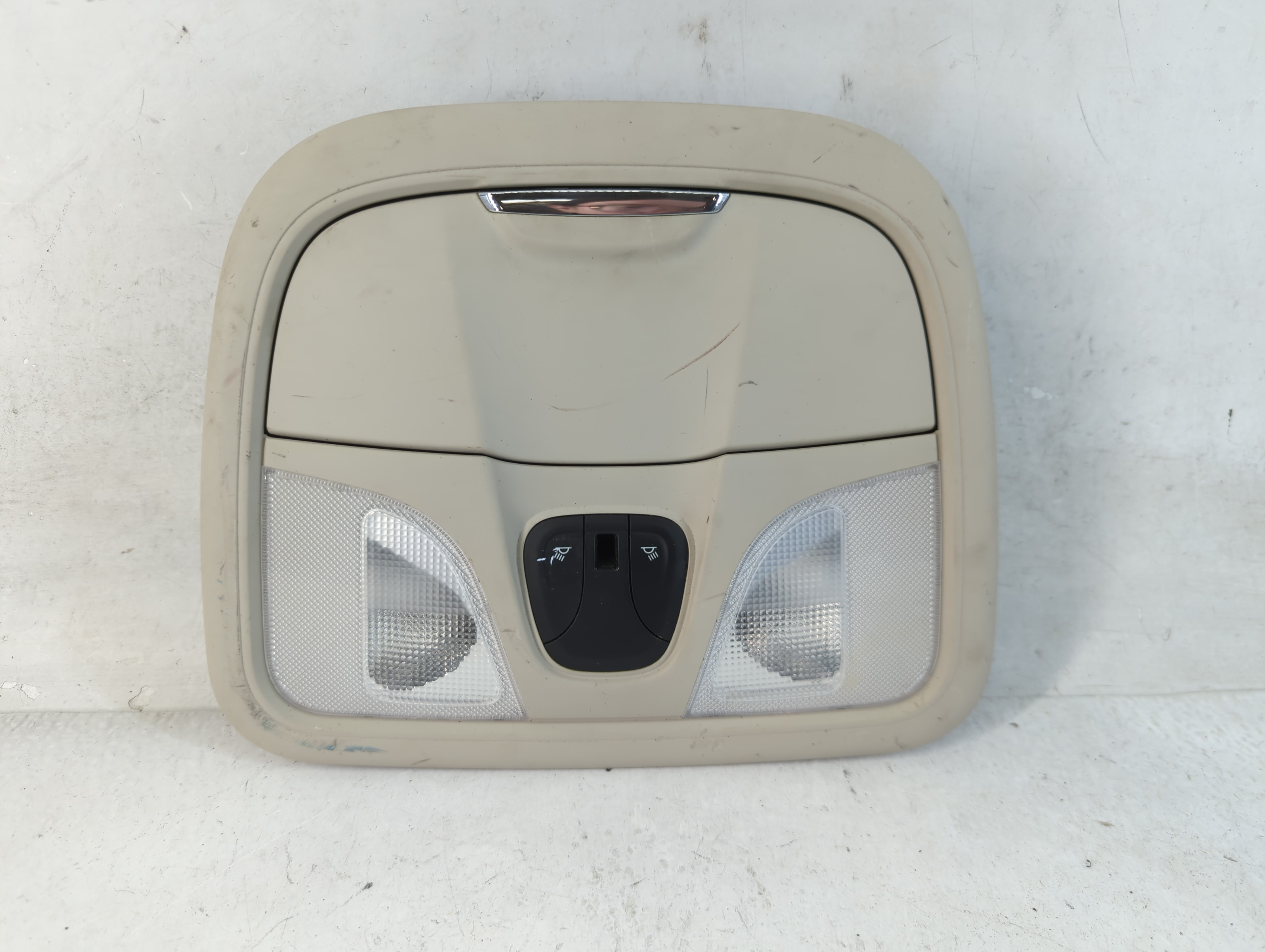 2015 Chrysler 200 Overhead Roof Console 838887 - Oemusedautoparts1.com