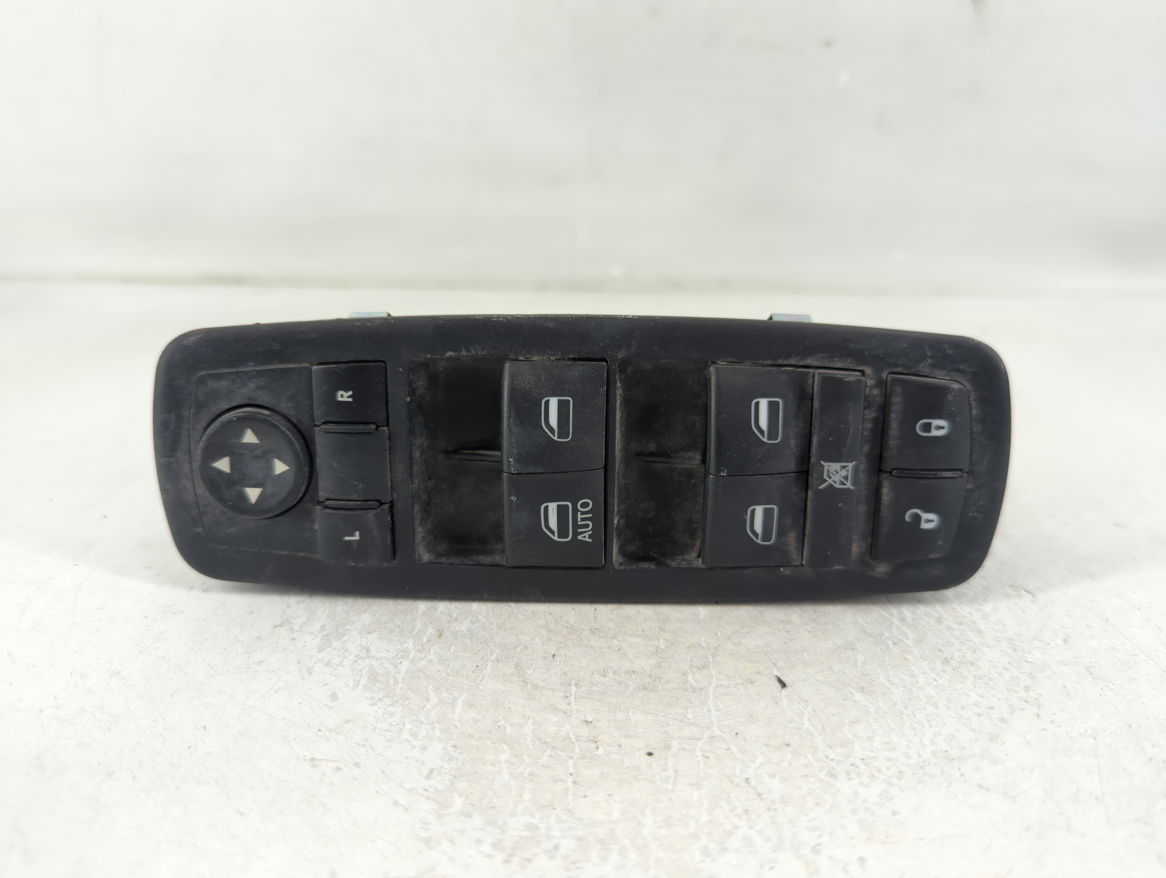 2016 Dodge Journey Driver Left Door Master Power Window Switch 68084001ad 838893 - Oemusedautoparts1.com