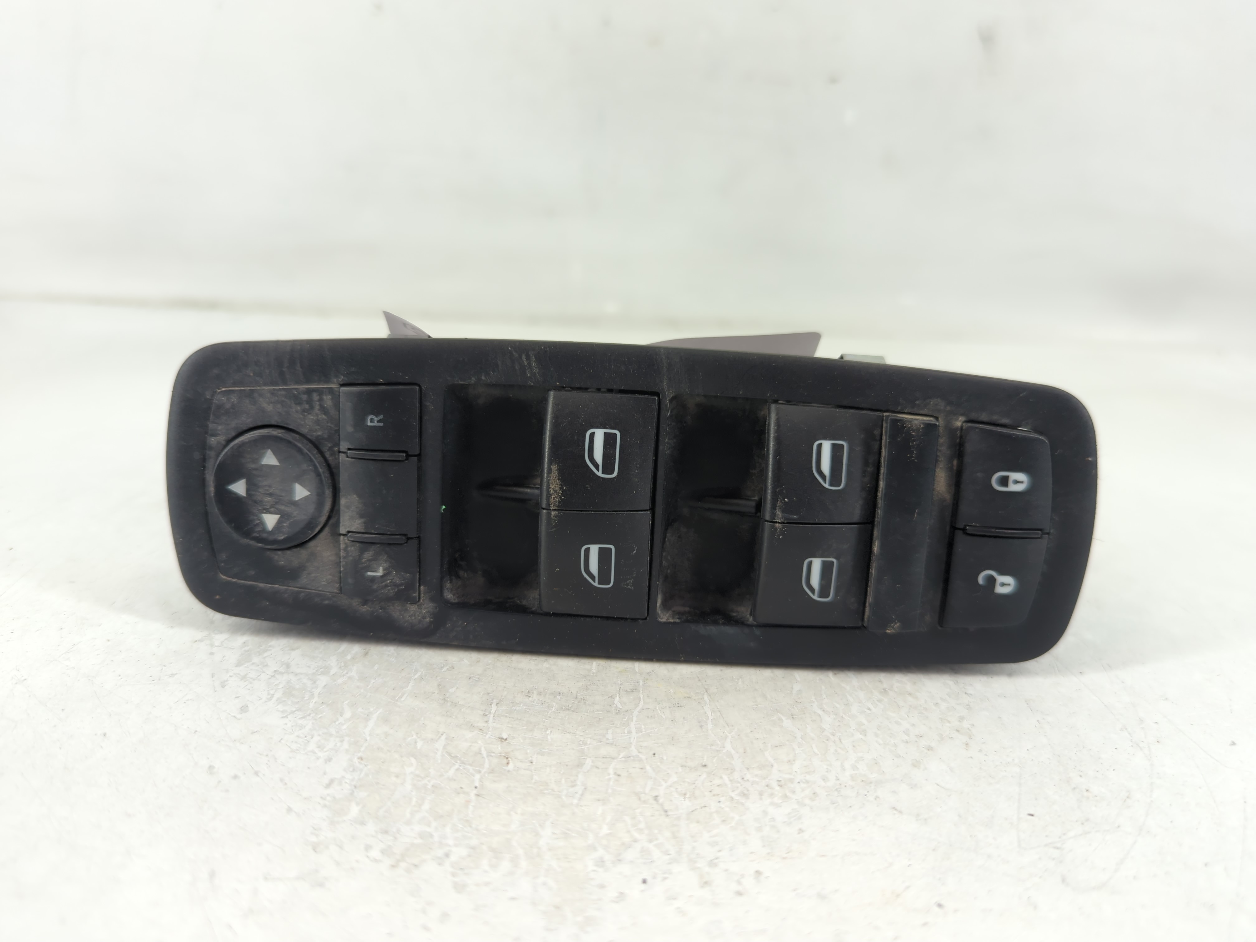 Dodge Caravan Driver Left Door Master Power Window Switch 68110866ae 839083 - Oemusedautoparts1.com