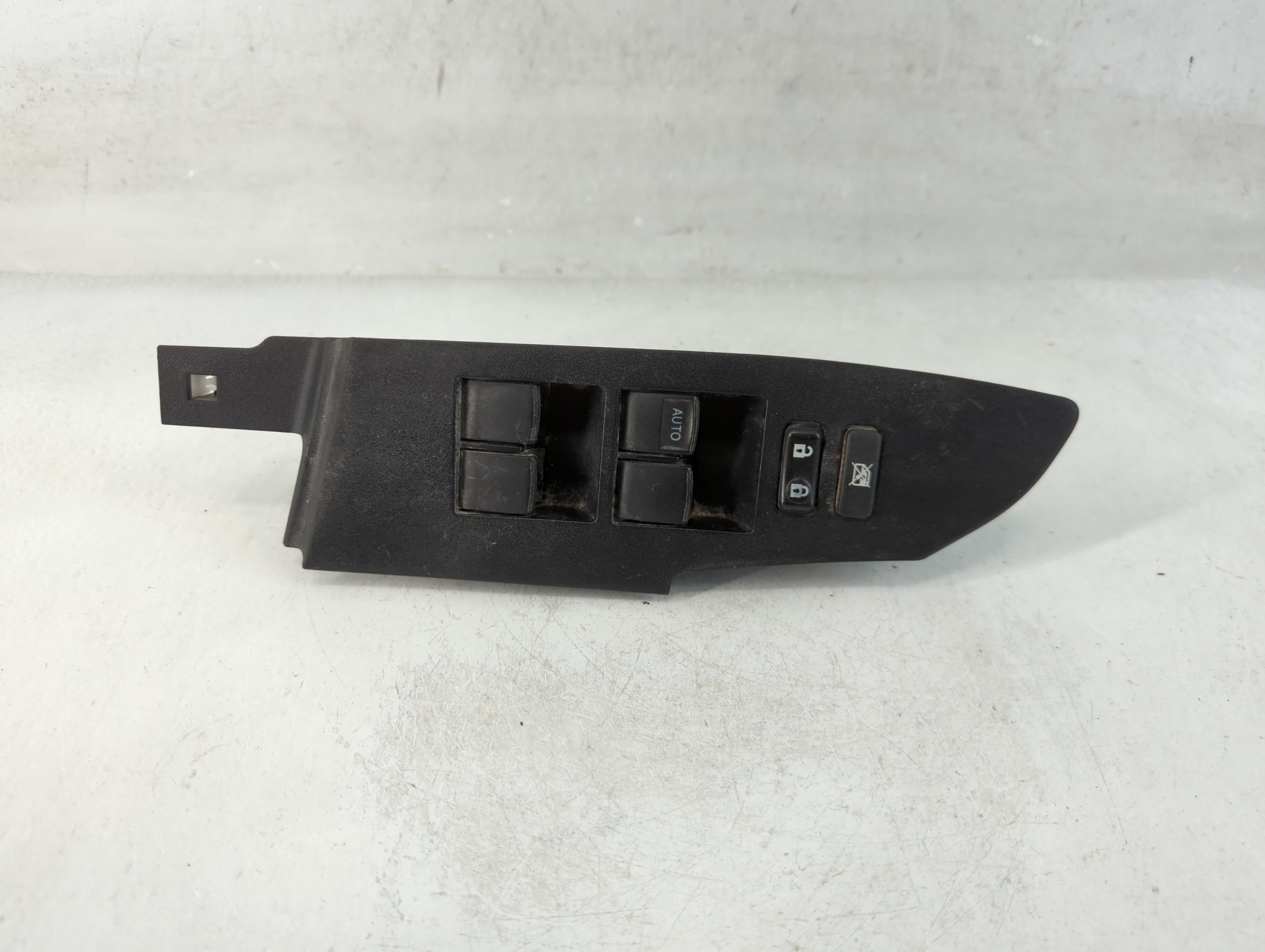 2014-2019 Toyota Corolla Driver Left Door Master Power Window Switch 839087 - Oemusedautoparts1.com