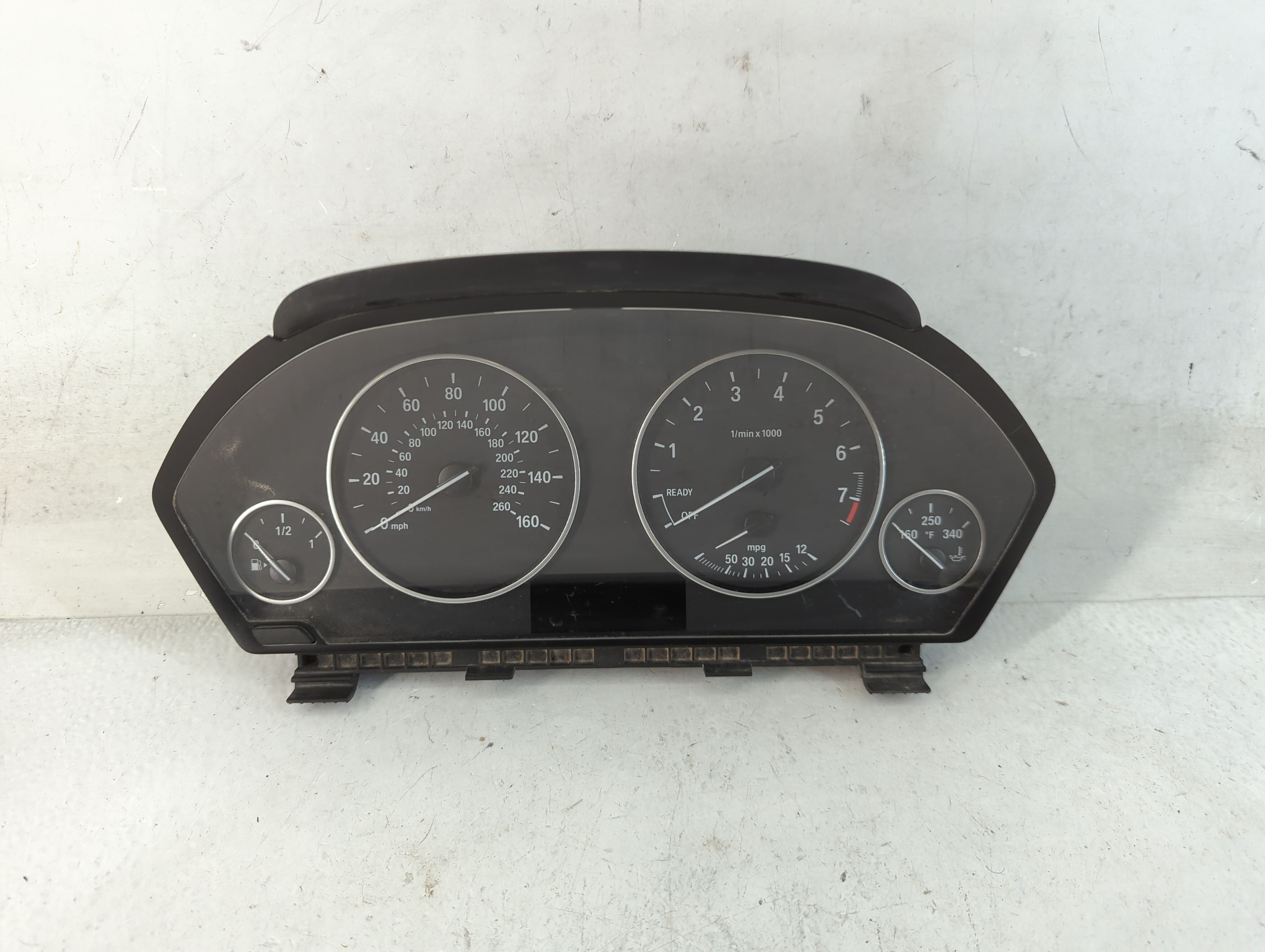 Picture of 2013-2018 Bmw 320i Speedometer Instrument Cluster Gauges 9 232 894 839218
