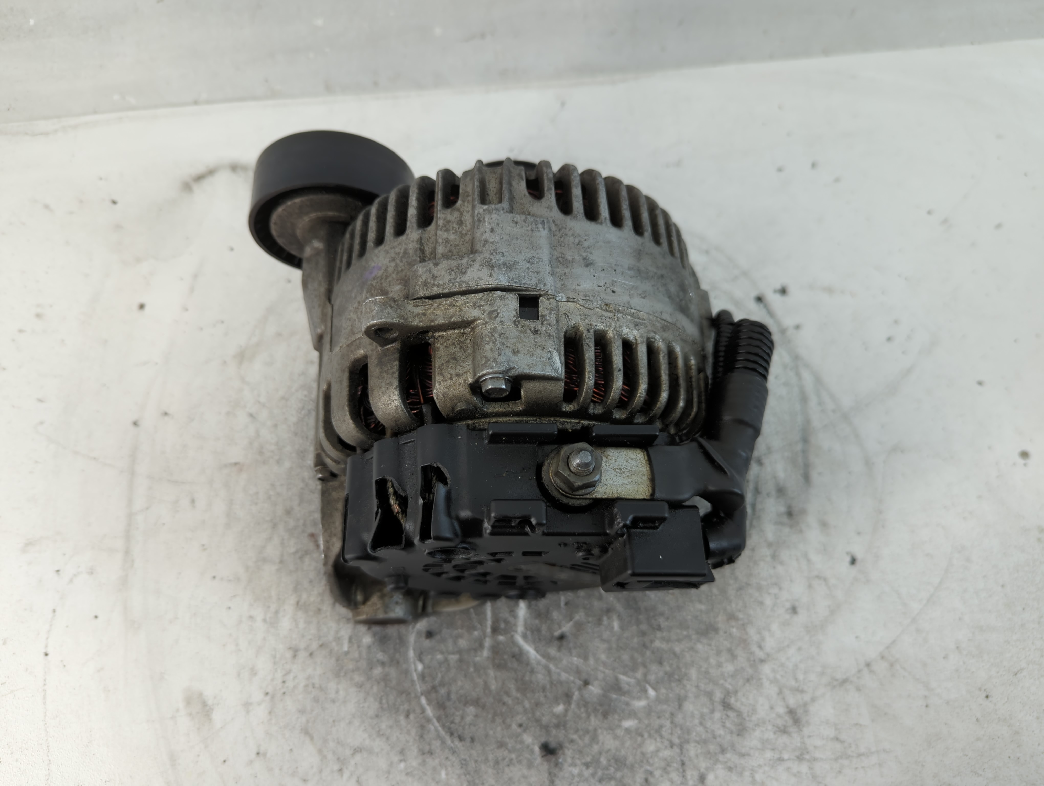 2006-2008 Bmw 750i Alternator Generator Charging Assembly Engine Oem 839256 - Oemusedautoparts1.com