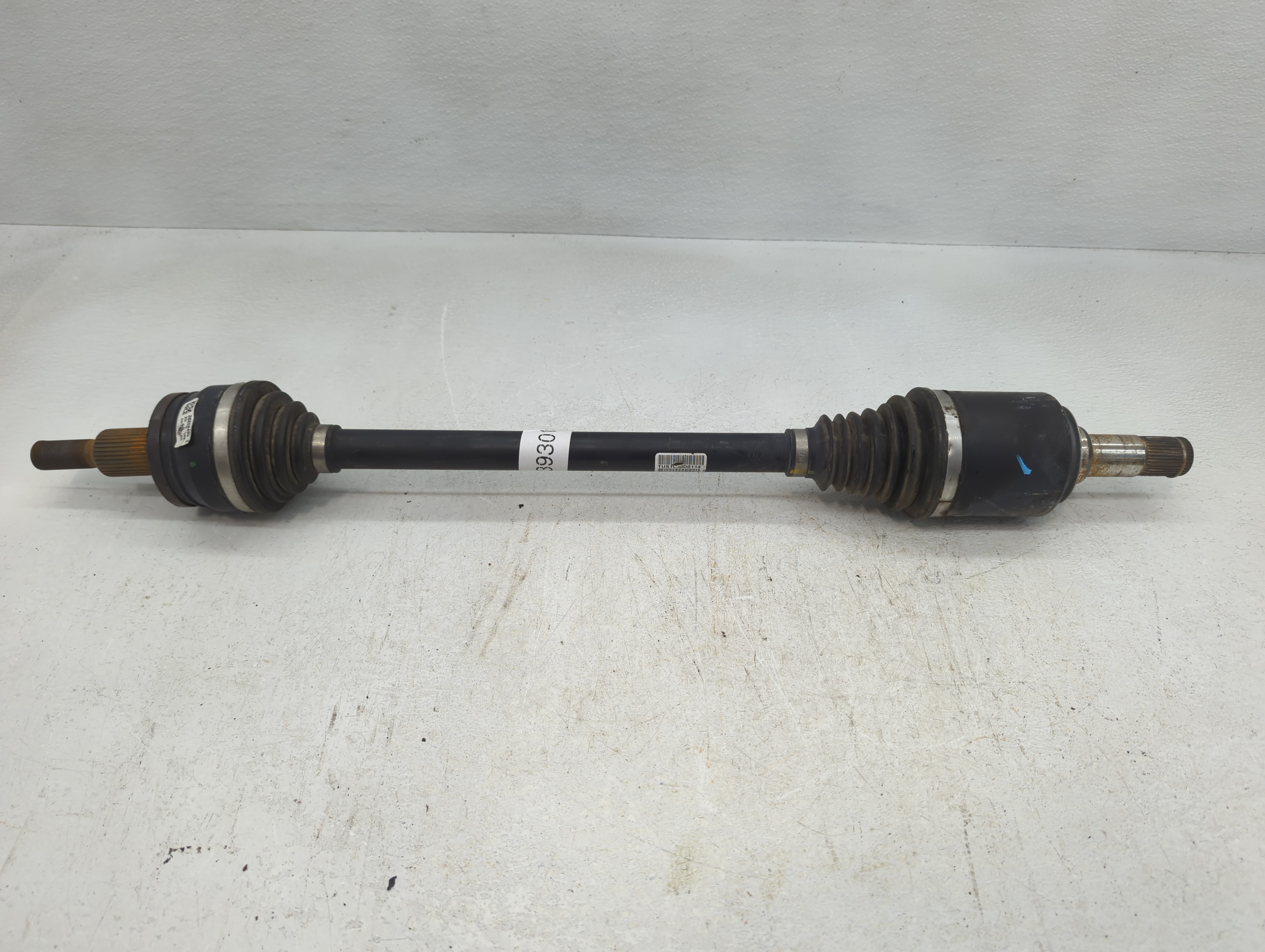 2018-2022 Chrysler 300 Axle Shaft Front Driver Cv C/v 839301 - Oemusedautoparts1.com