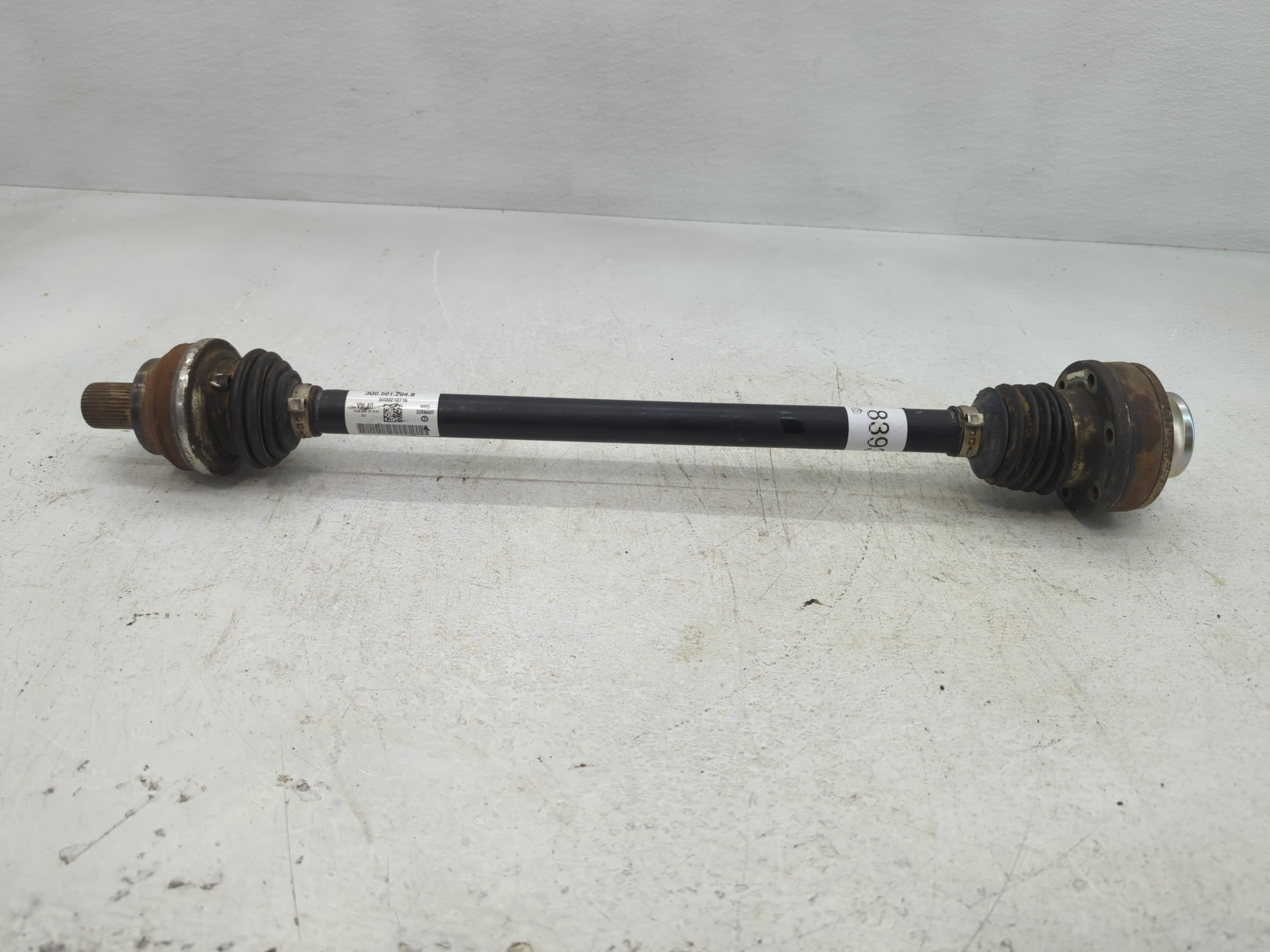 2018-2022 Volkswagen Tiguan Axle Shaft Front Passenger Cv C/v 839359 - Oemusedautoparts1.com