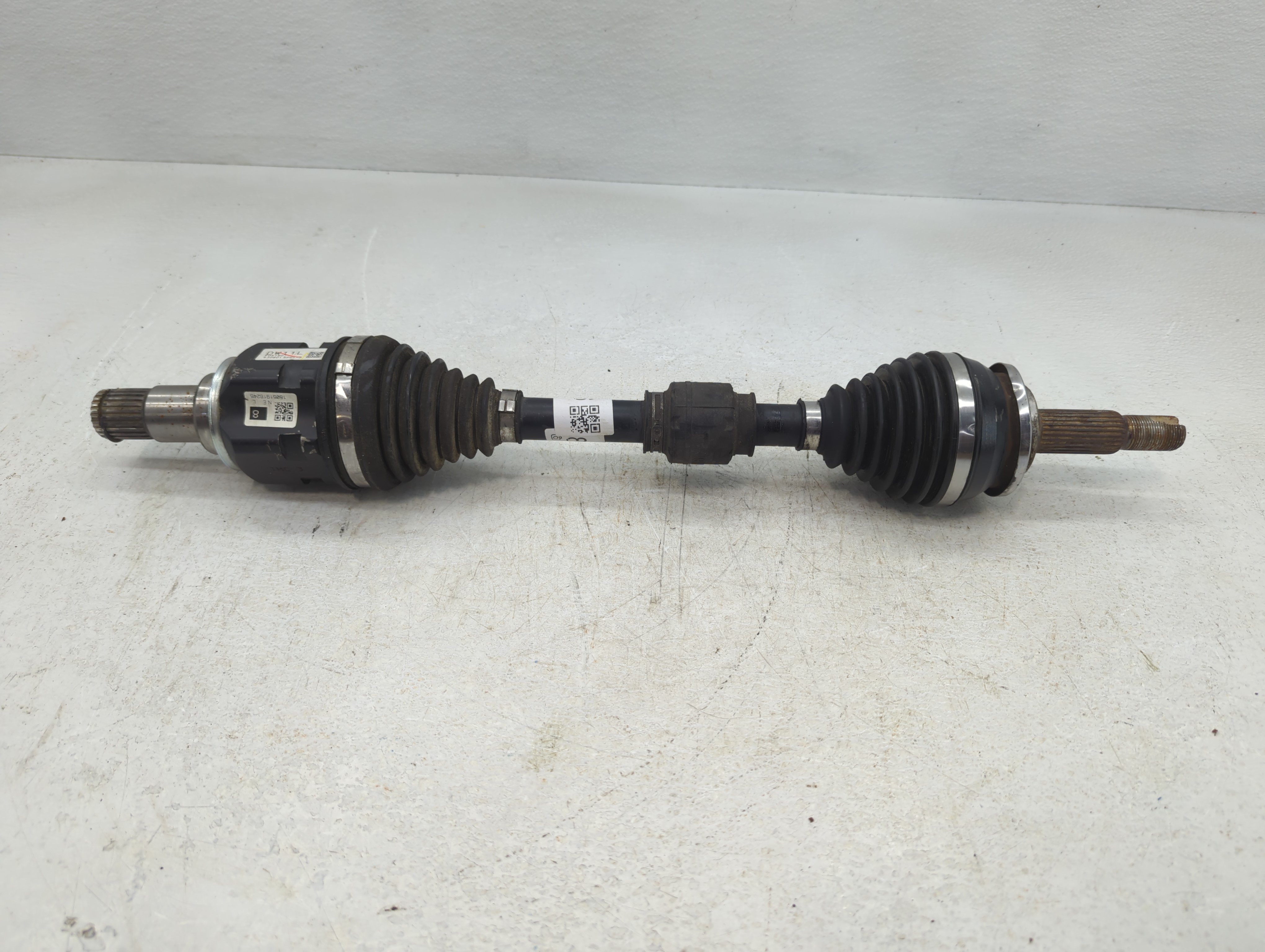 2011-2017 Lexus Ct200h Axle Shaft Front Driver Cv C/v 839376 - Oemusedautoparts1.com