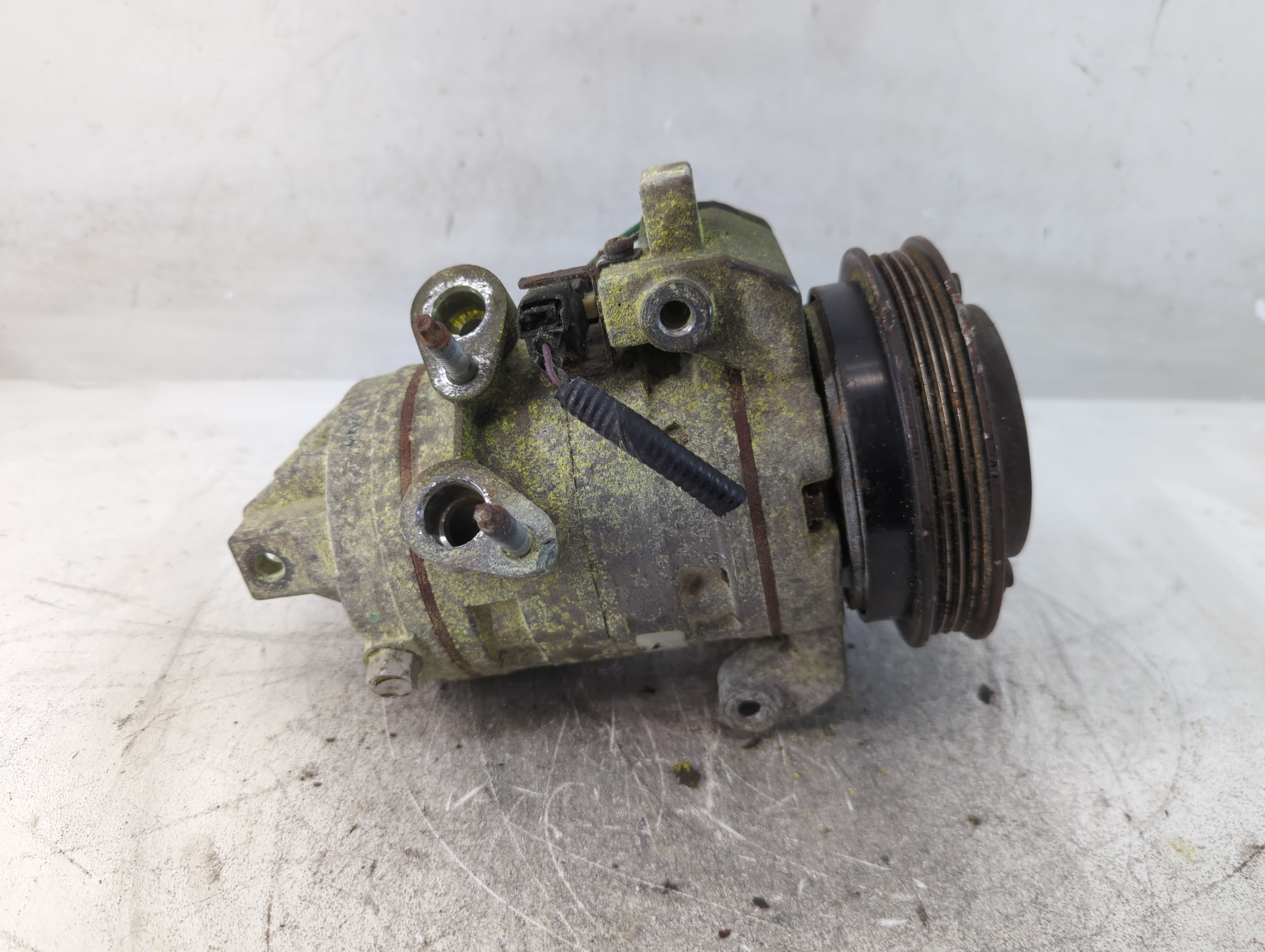 2011-2014 Ford Mustang Air Conditioning A/c Ac Compressor Oem 839720 - Oemusedautoparts1.com