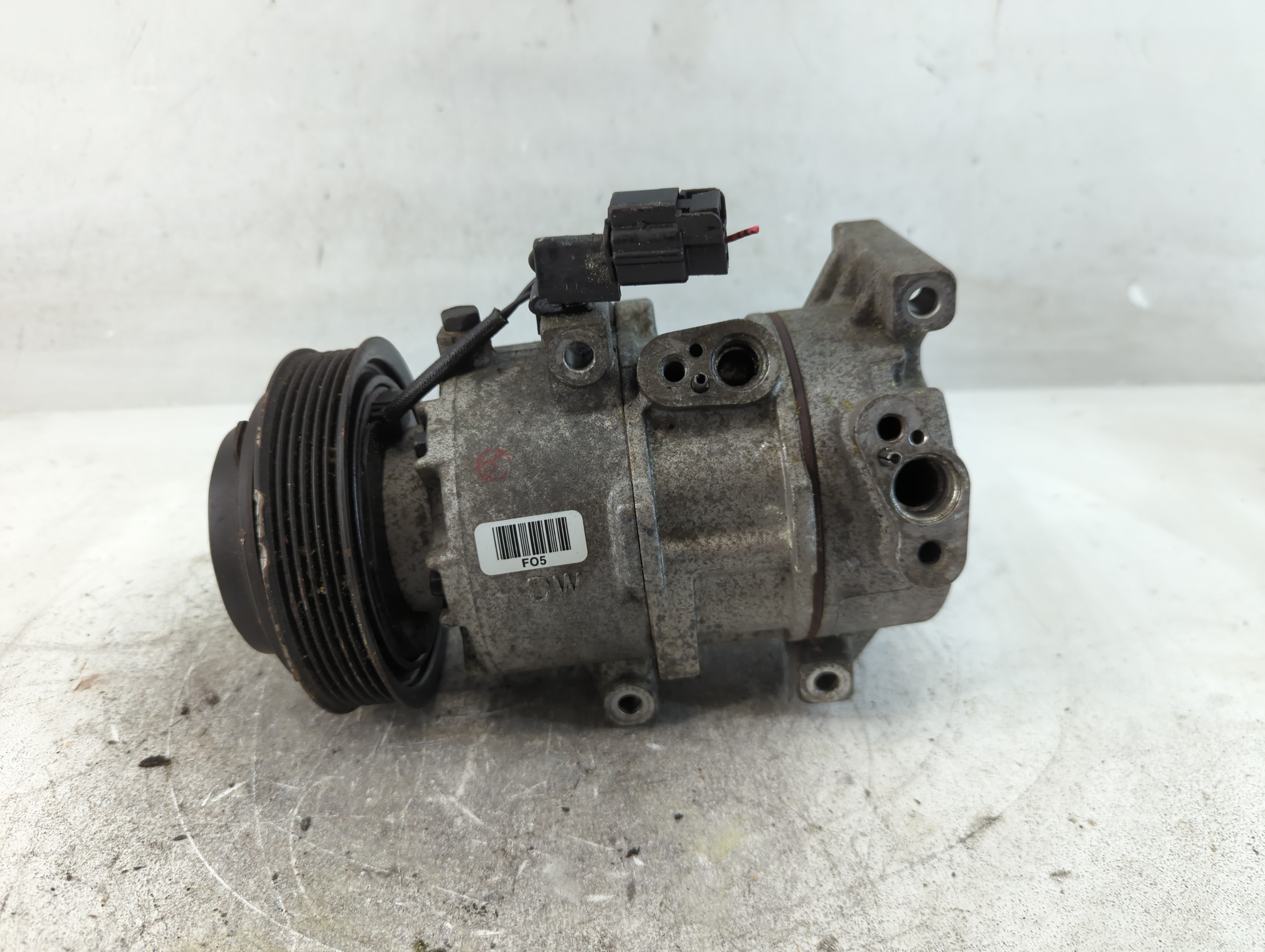 2012-2014 Hyundai Veloster Air Conditioning A/c Ac Compressor Oem 839721 - Oemusedautoparts1.com
